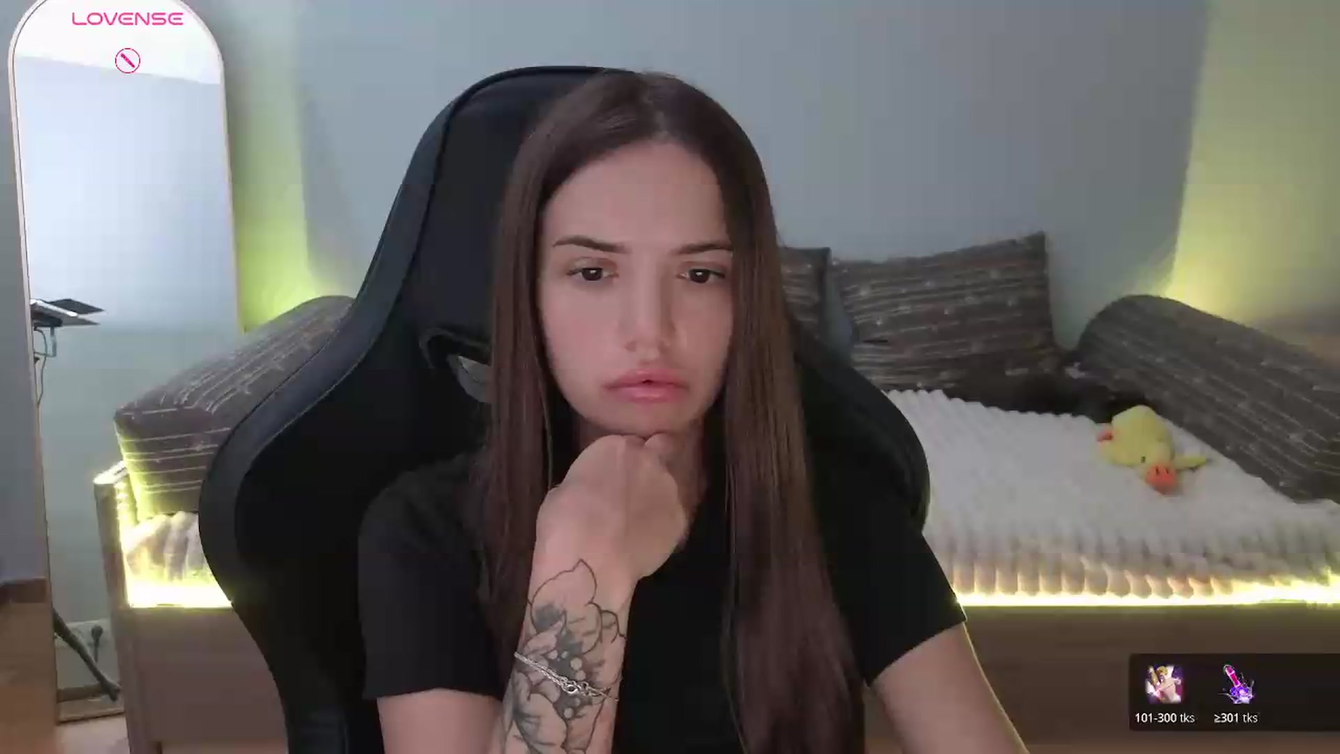 Gallery image thumbnail from JessicaB's myfreecams stream on, 07/08/2026, 13:36 image 4 of 20
