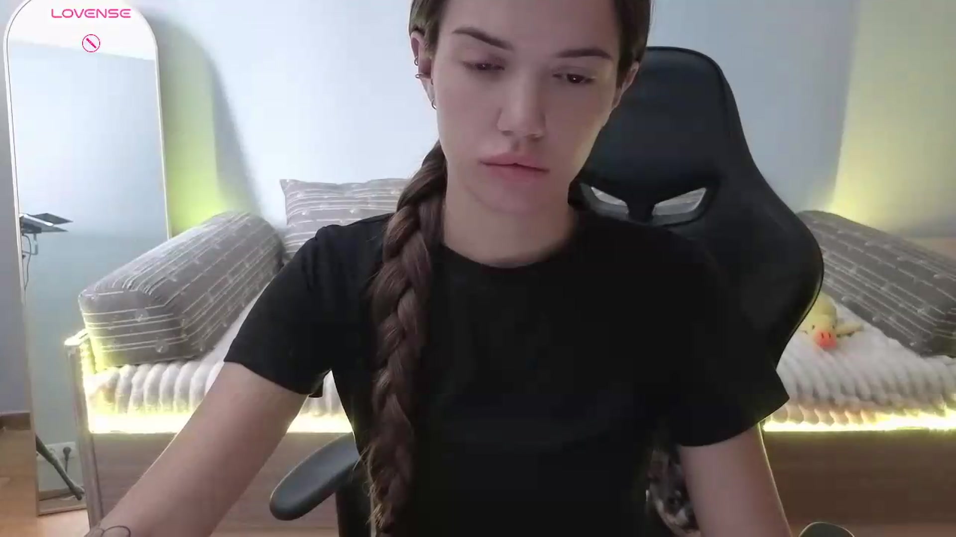 Gallery image thumbnail from JessicaB's myfreecams stream on, 07/08/2026, 14:39 image 16 of 20