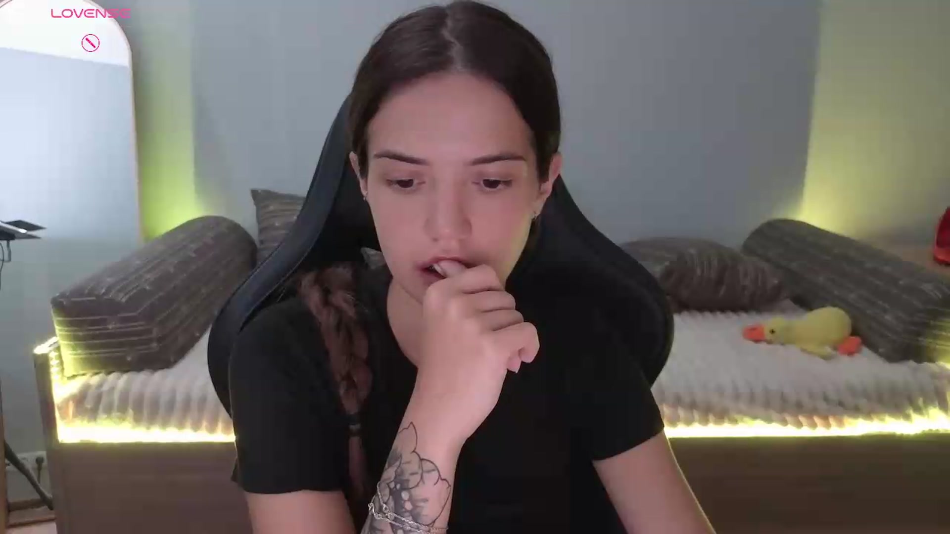 Gallery image thumbnail from JessicaB's myfreecams stream on, 07/08/2026, 16:28 image 13 of 20