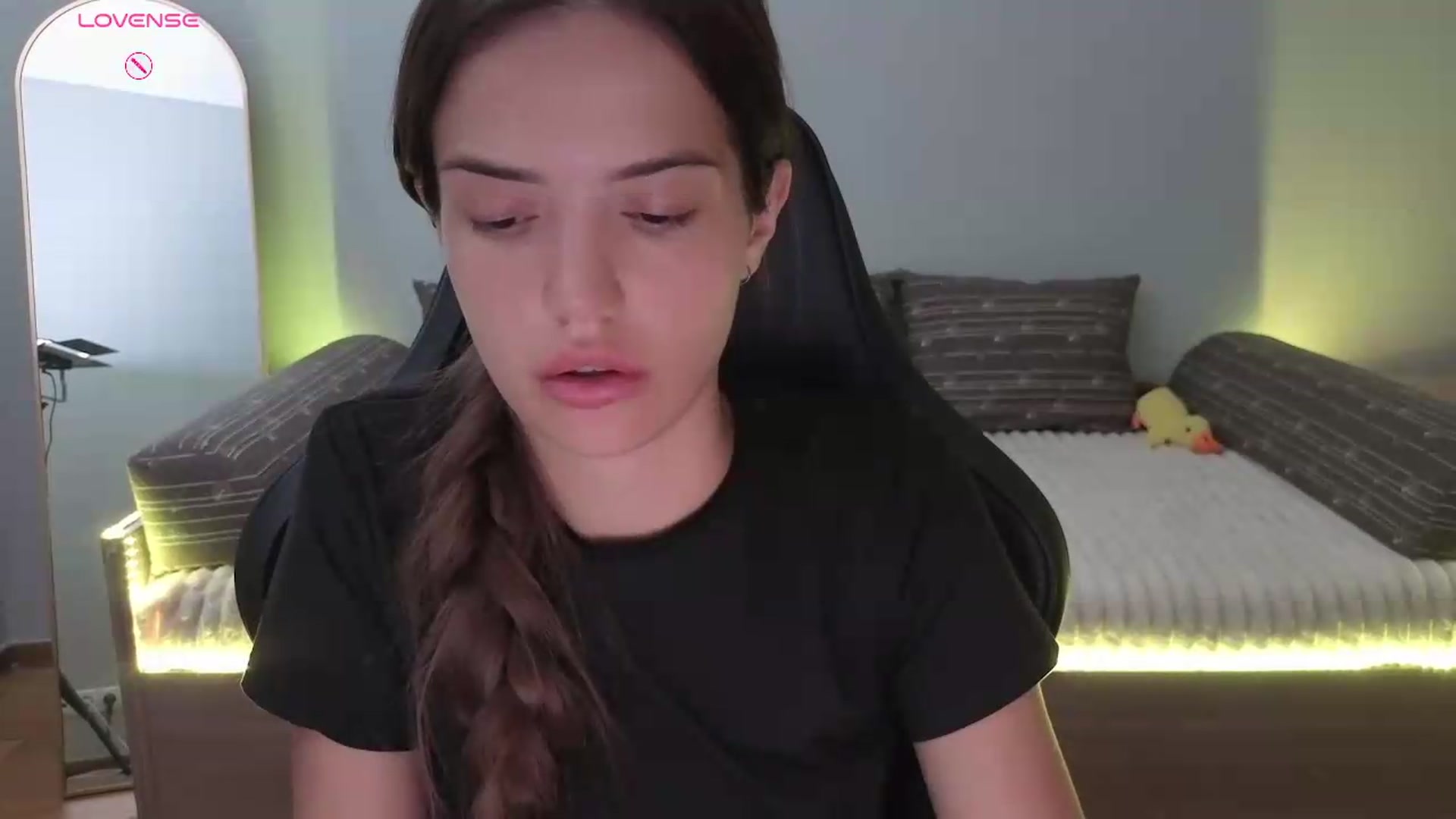 Gallery image thumbnail from JessicaB's myfreecams stream on, 07/08/2026, 18:08 image 15 of 20