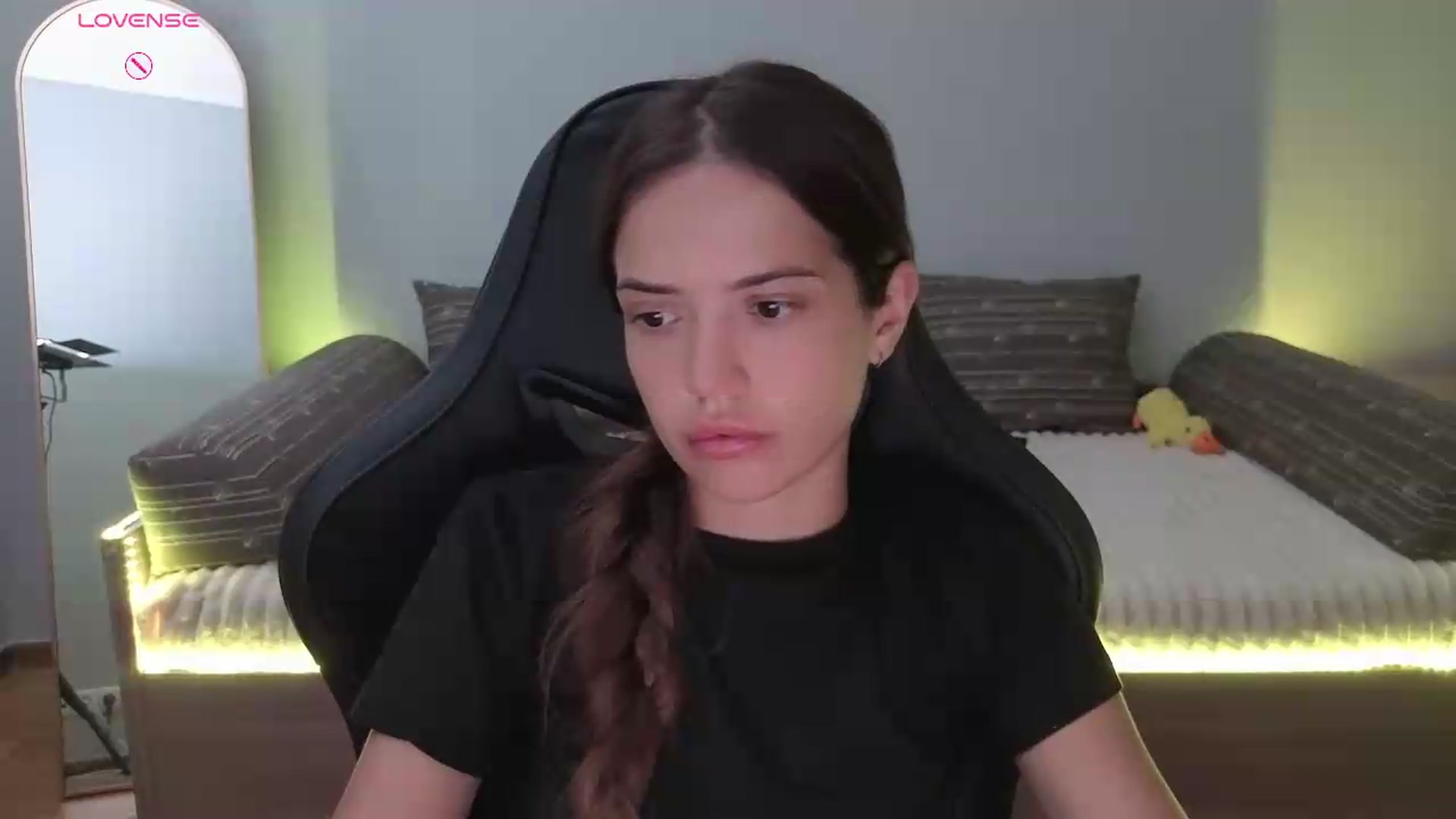 Gallery image thumbnail from JessicaB's myfreecams stream on, 07/08/2026, 18:08 image 13 of 20