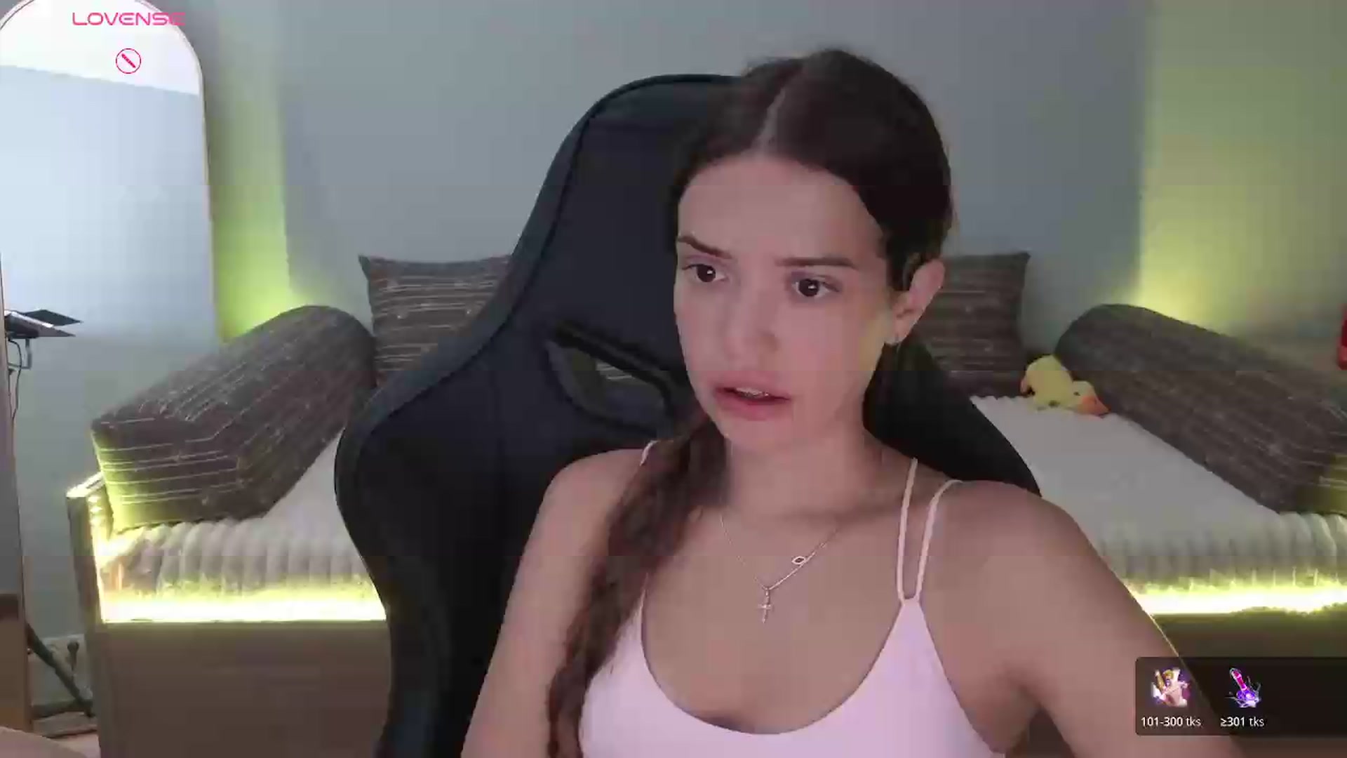 Gallery image thumbnail from JessicaB's myfreecams stream on, 07/09/2026, 09:03 image 1 of 20