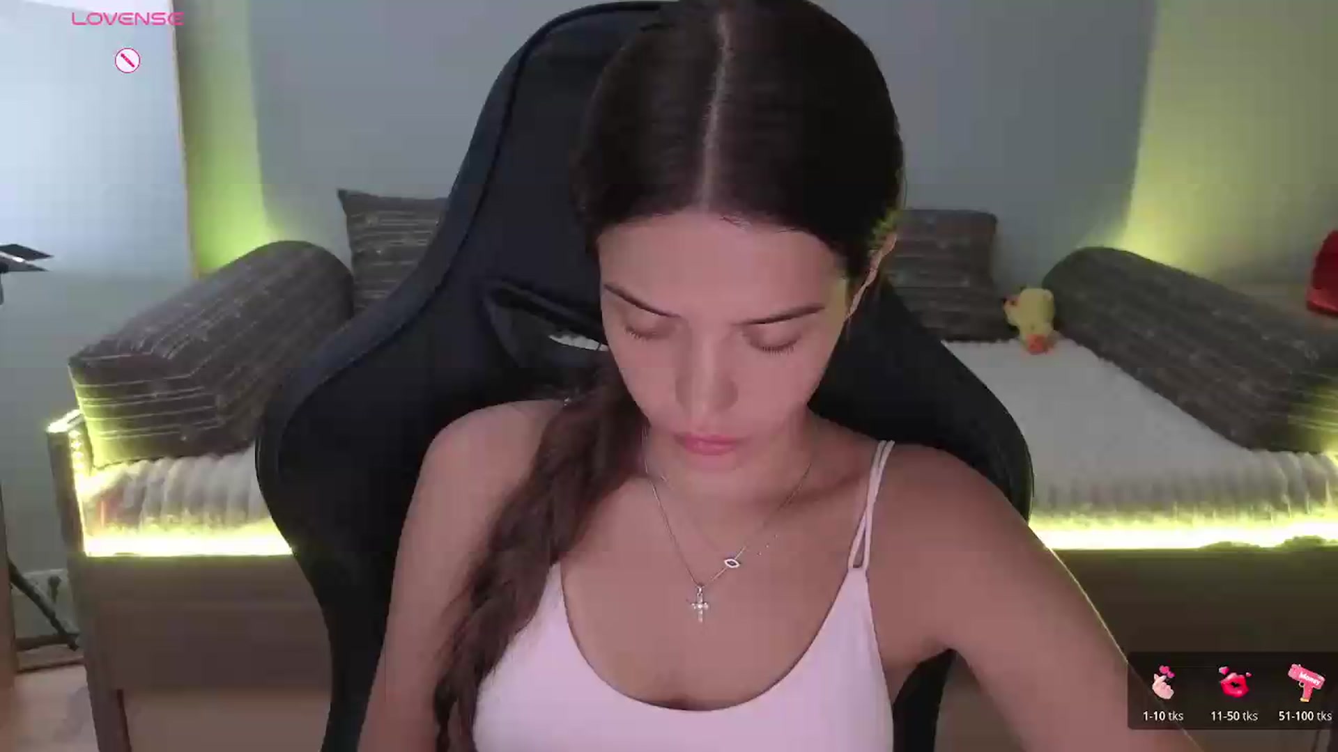 Gallery image thumbnail from JessicaB's myfreecams stream on, 07/09/2026, 11:37 image 1 of 20