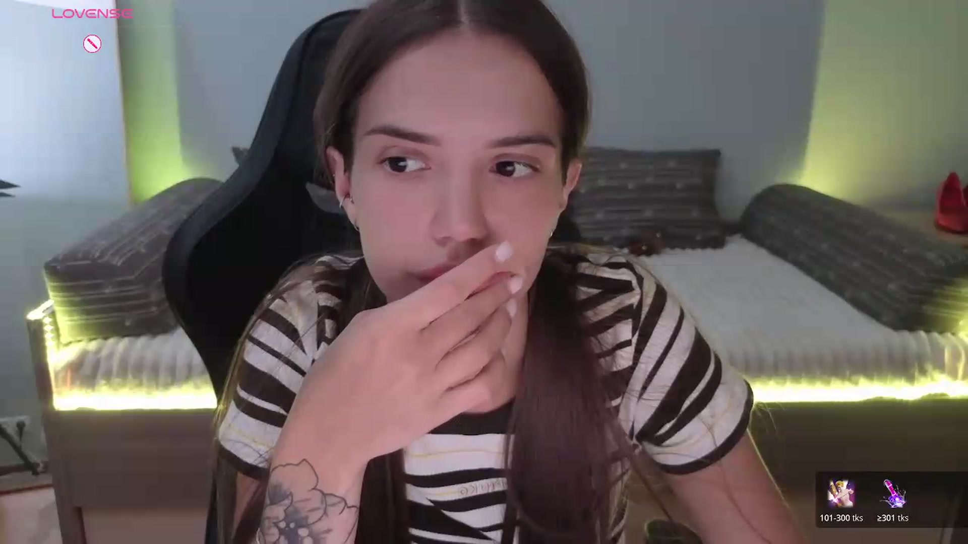 Gallery image thumbnail from JessicaB's myfreecams stream on, 07/10/2026, 15:47 image 8 of 20