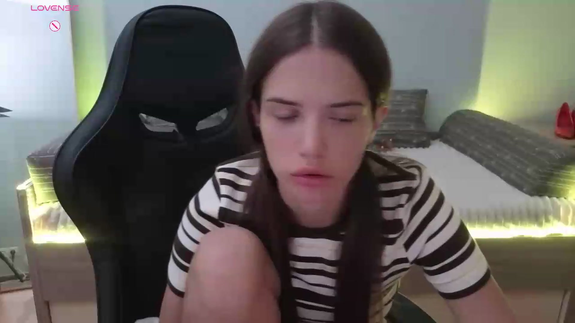 Gallery image thumbnail from JessicaB's myfreecams stream on, 07/10/2026, 15:47 image 16 of 20