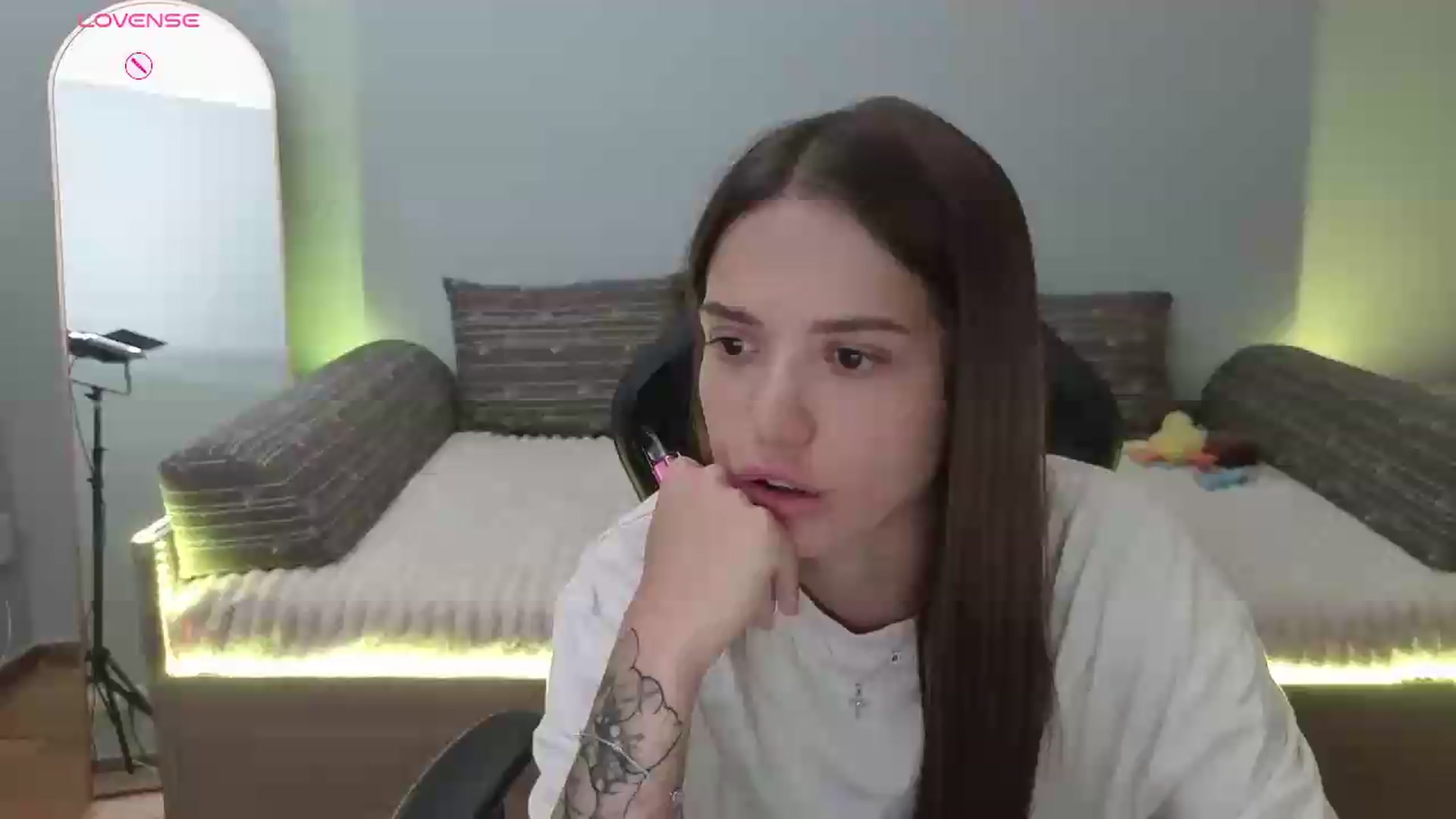 Gallery image thumbnail from JessicaB's myfreecams stream on, 07/13/2026, 16:35 image 10 of 20