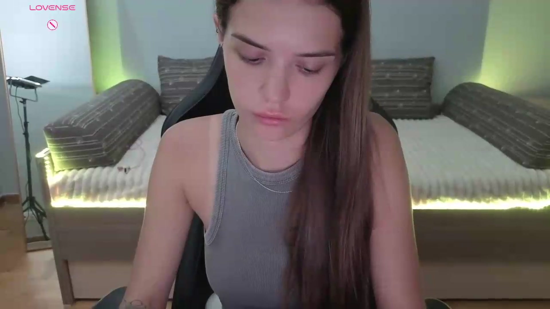 Gallery image thumbnail from JessicaB's myfreecams stream on, 07/15/2026, 14:15 image 16 of 20