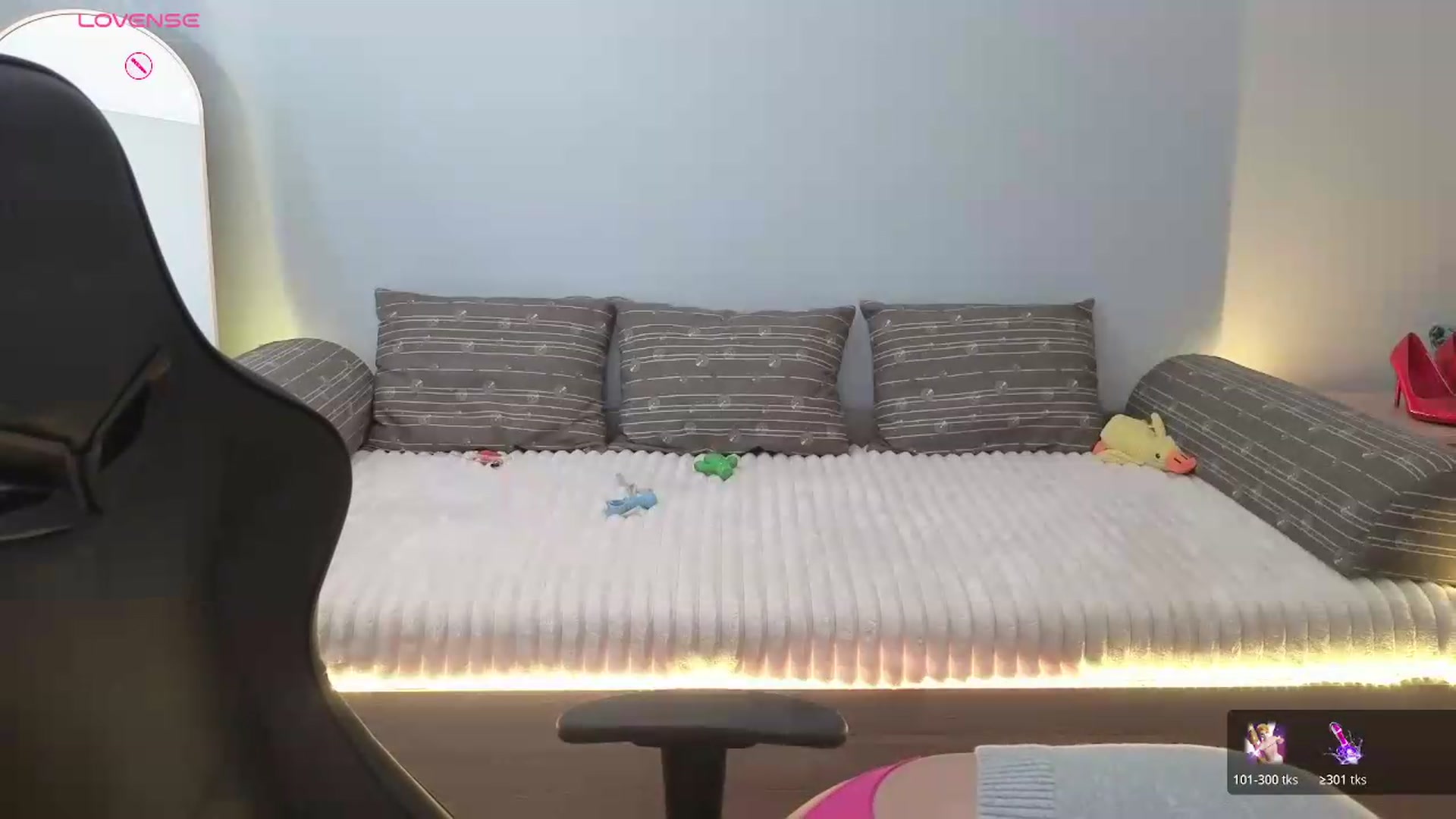 Gallery image thumbnail from JessicaB's myfreecams stream on, 07/20/2026, 12:46 image 17 of 20