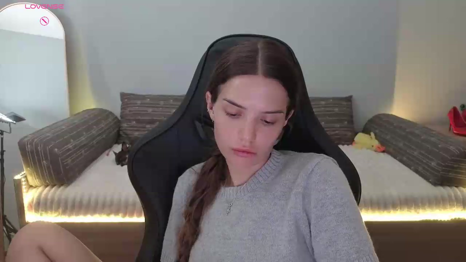 Gallery image thumbnail from JessicaB's myfreecams stream on, 07/20/2026, 14:21 image 13 of 20