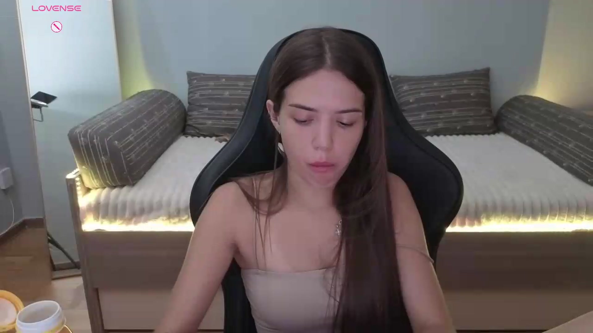 Gallery image thumbnail from JessicaB's myfreecams stream on, 07/27/2026, 14:36 image 18 of 20
