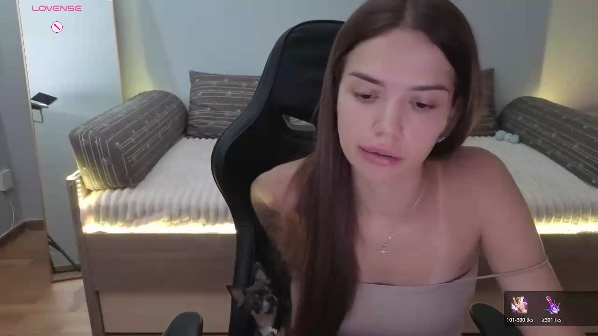 Gallery image thumbnail from JessicaB's myfreecams stream on, 07/27/2026, 14:36 image 10 of 20