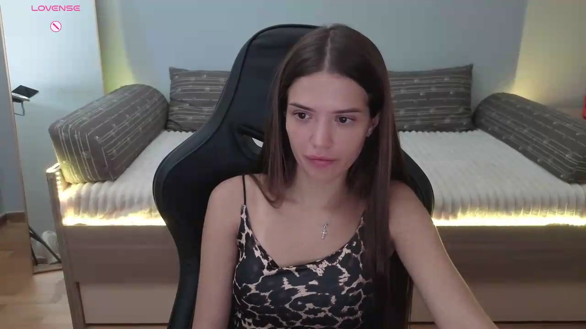 Gallery image thumbnail from JessicaB's myfreecams stream on, 07/28/2026, 13:10 image 10 of 20