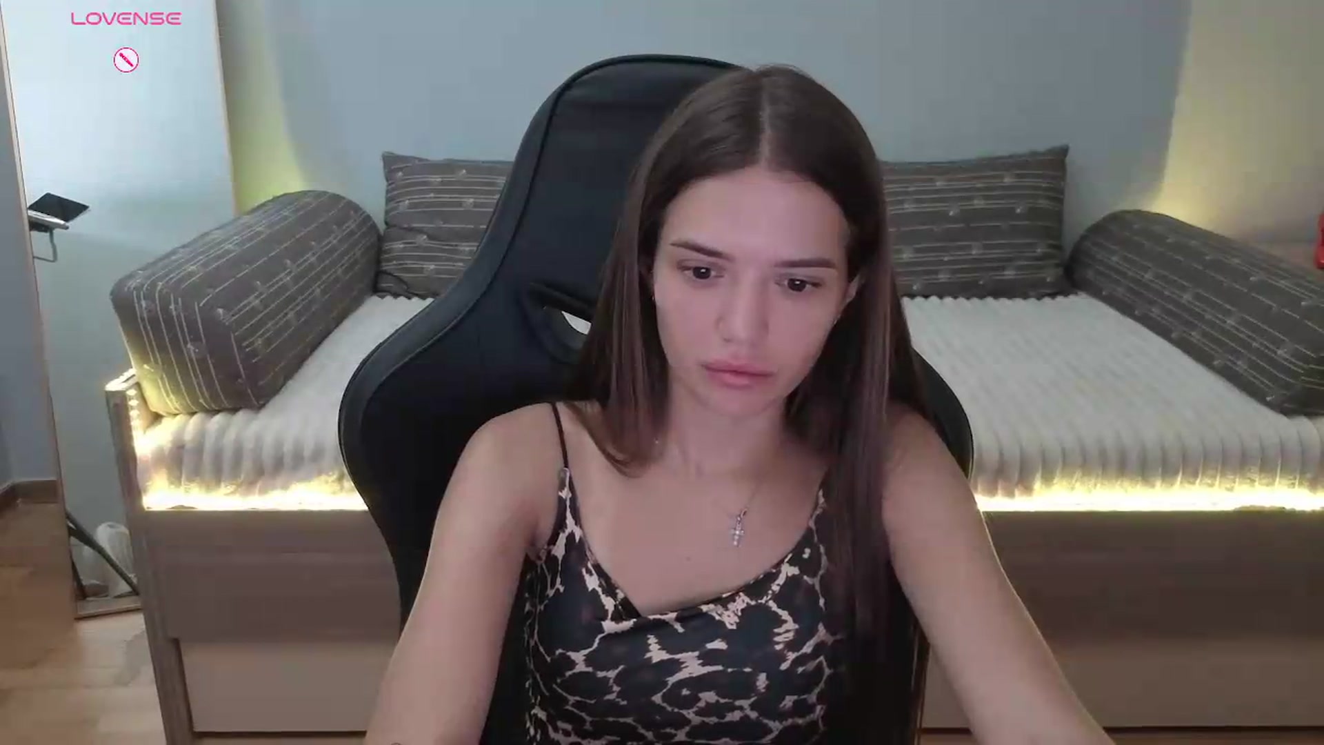 Gallery image thumbnail from JessicaB's myfreecams stream on, 07/28/2026, 13:10 image 11 of 20
