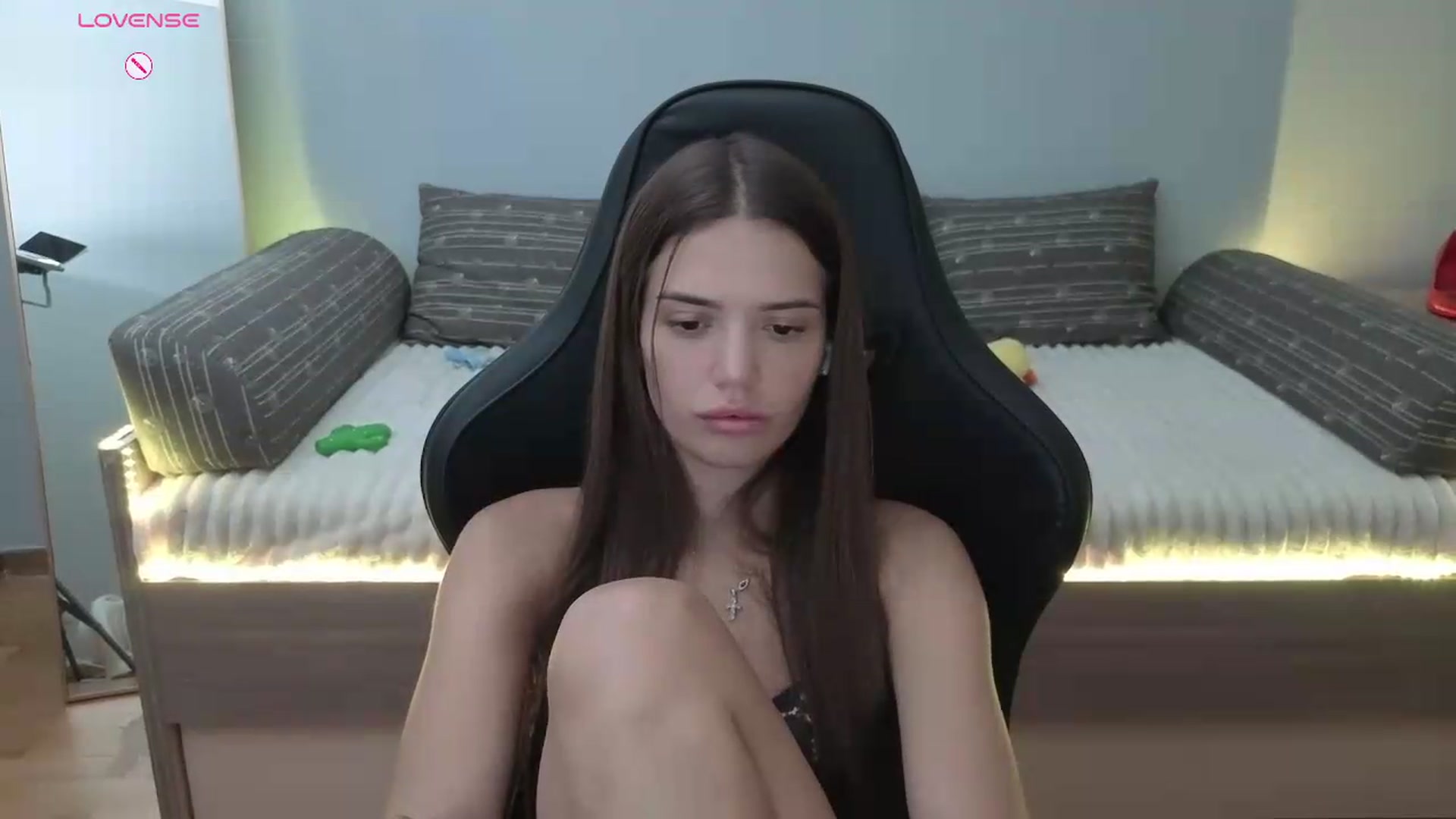 Gallery image thumbnail from JessicaB's myfreecams stream on, 07/28/2026, 16:25 image 15 of 20