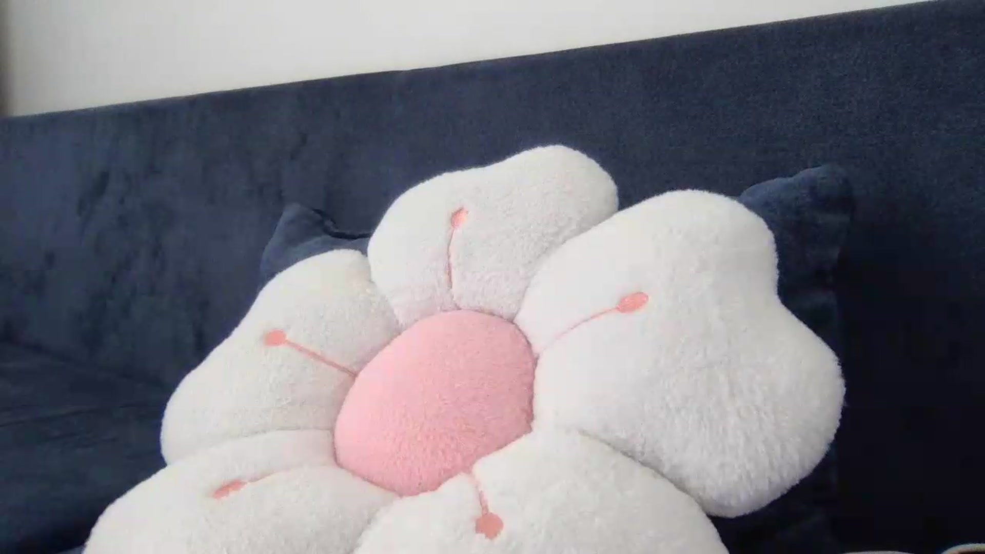 Gallery image thumbnail from JessicaB's myfreecams stream on, 08/01/2026, 11:55 image 10 of 20