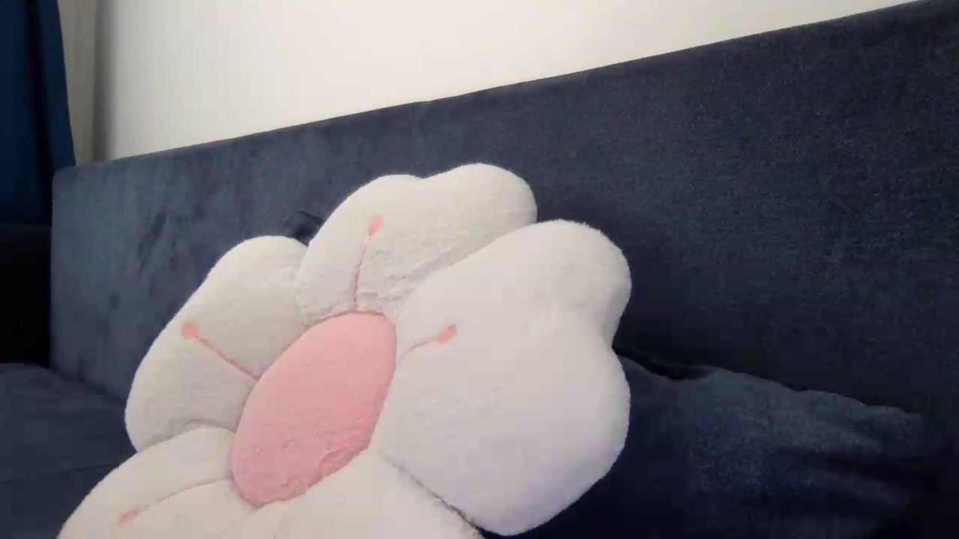 Gallery image thumbnail from JessicaB's myfreecams stream on, 08/01/2026, 14:06 image 18 of 20