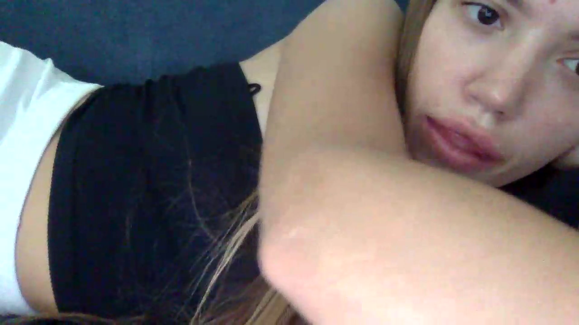 Gallery image thumbnail from JessicaB's myfreecams stream on, 08/01/2026, 16:30 image 18 of 20