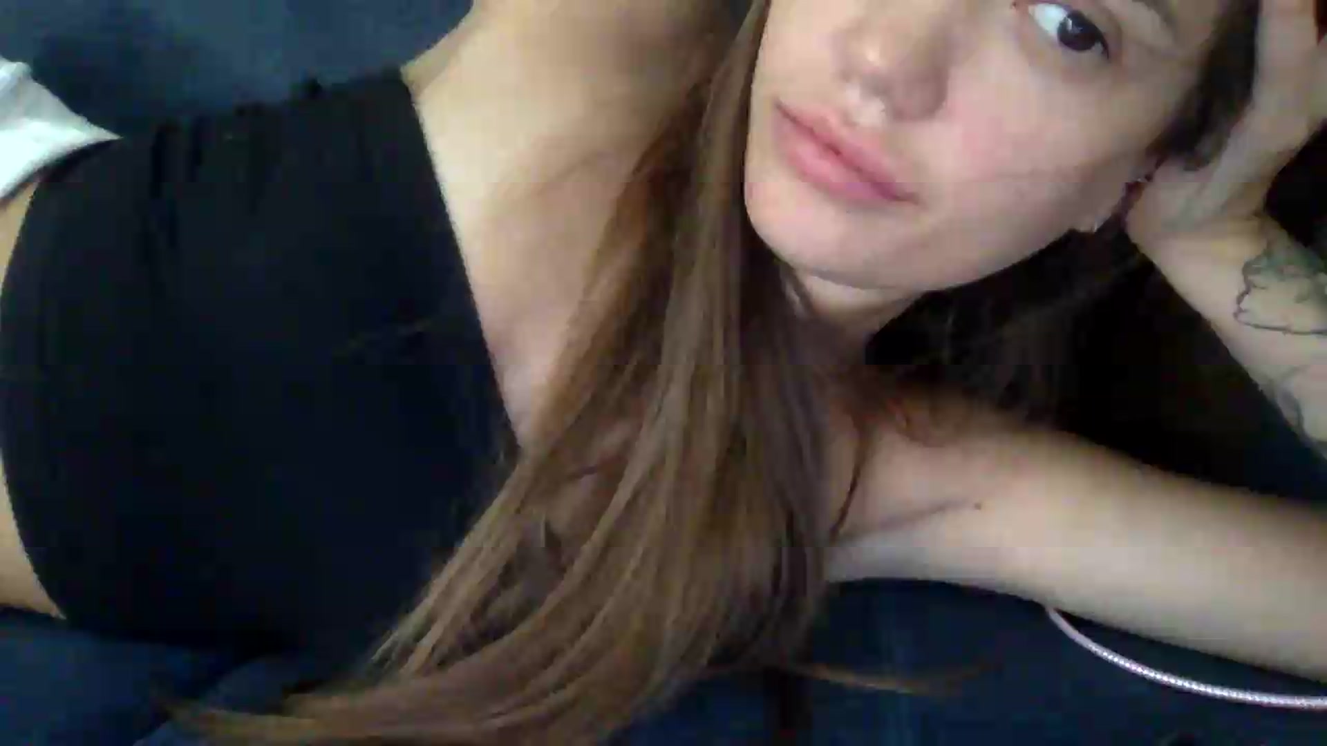 Gallery image thumbnail from JessicaB's myfreecams stream on, 08/01/2026, 16:58 image 7 of 20