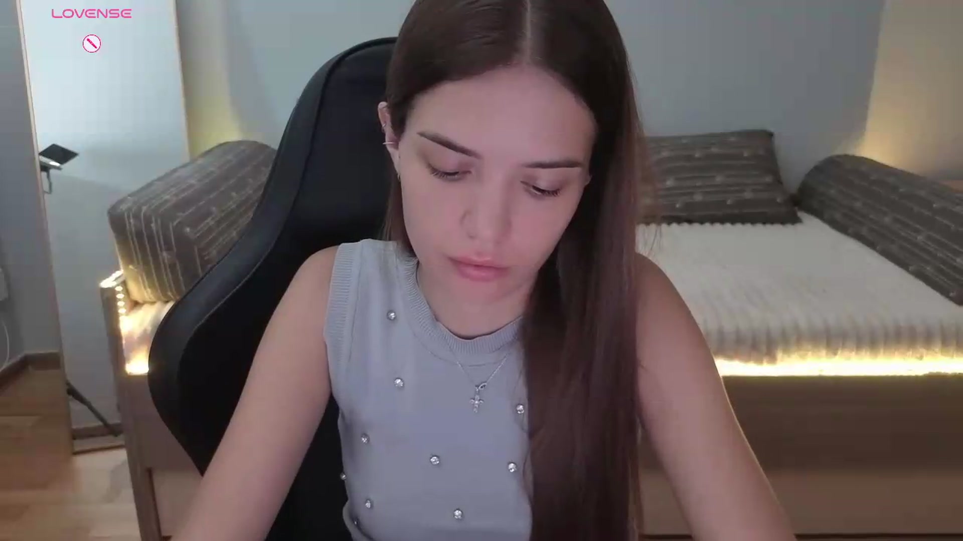 Gallery image thumbnail from JessicaB's myfreecams stream on, 08/03/2026, 14:11 image 8 of 20
