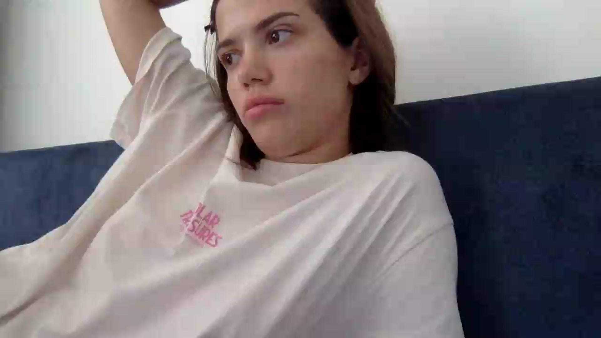 Gallery image thumbnail from JessicaB's myfreecams stream on, 08/04/2026, 13:22 image 17 of 20
