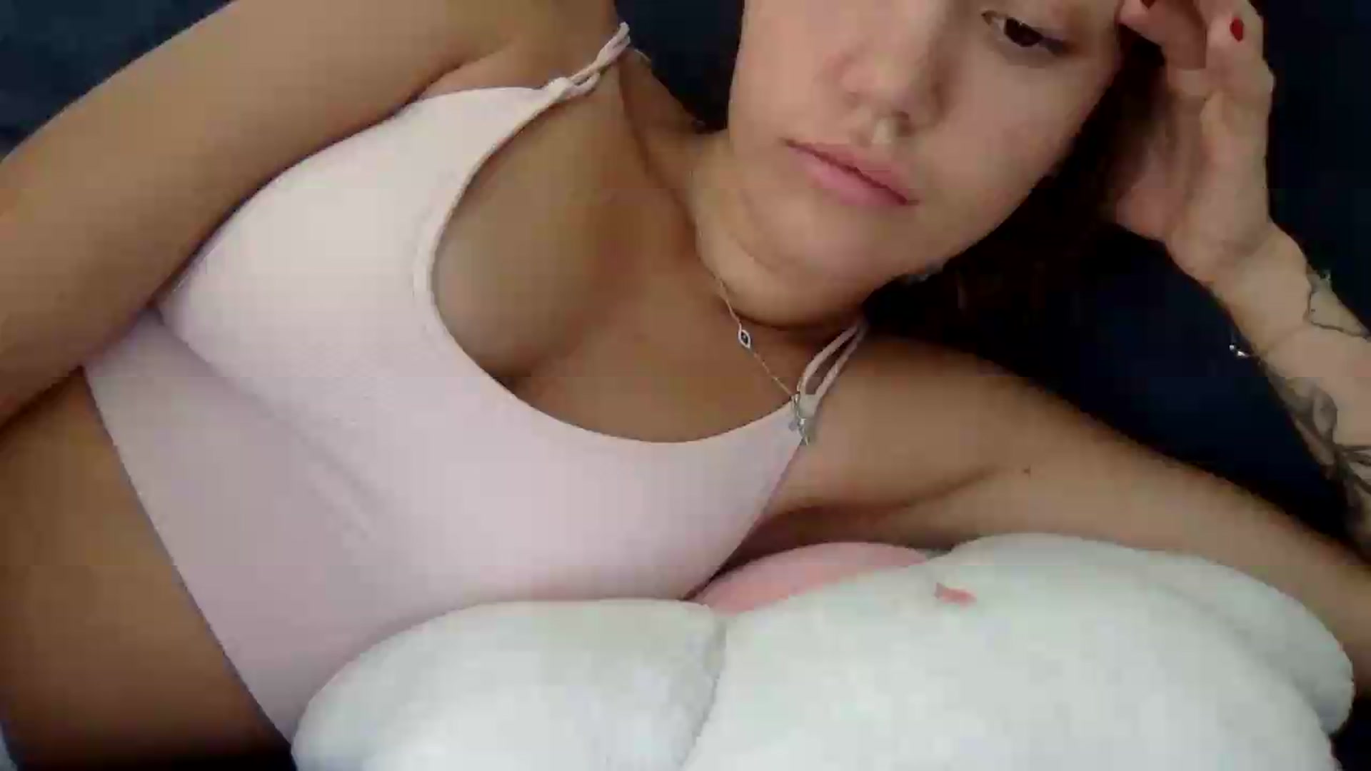 Gallery image thumbnail from JessicaB's myfreecams stream on, 08/05/2026, 15:36 image 12 of 20