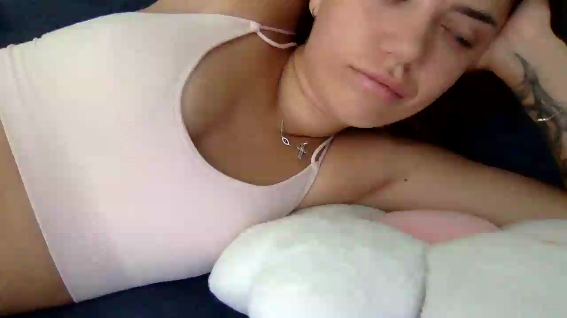 Gallery image thumbnail from JessicaB's myfreecams stream on, 08/05/2026, 15:36 image 19 of 20
