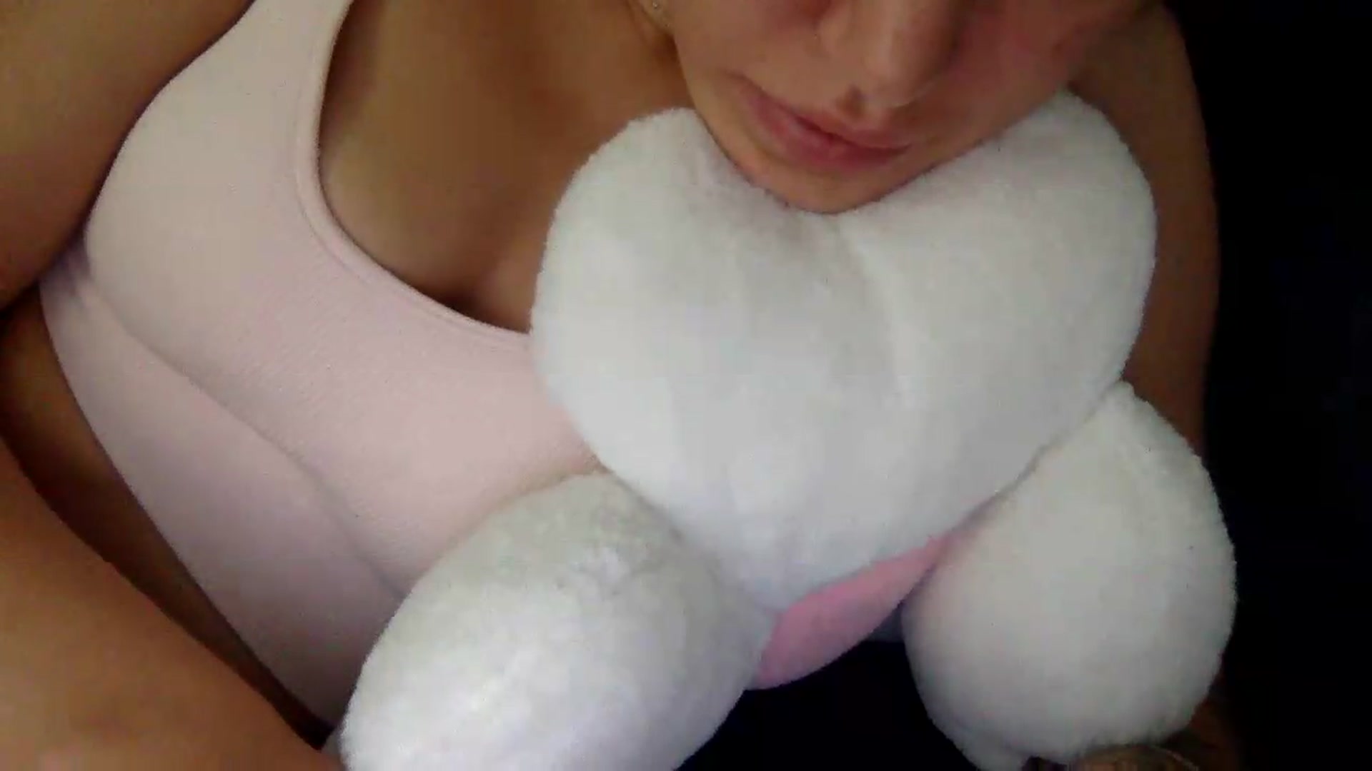 Gallery image thumbnail from JessicaB's myfreecams stream on, 08/05/2026, 16:40 image 18 of 20