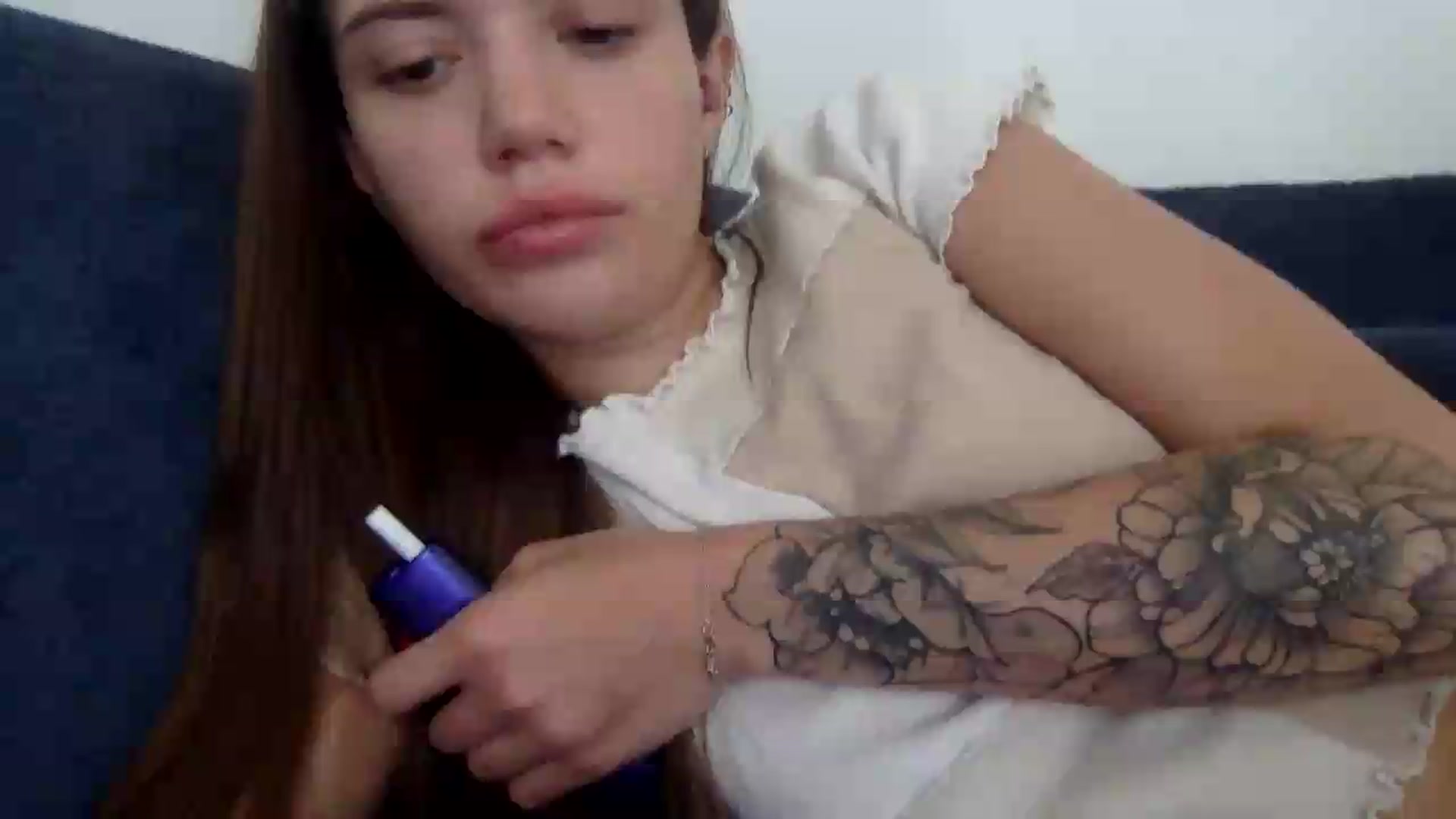 Gallery image thumbnail from JessicaB's myfreecams stream on, 08/10/2026, 14:10 image 13 of 20
