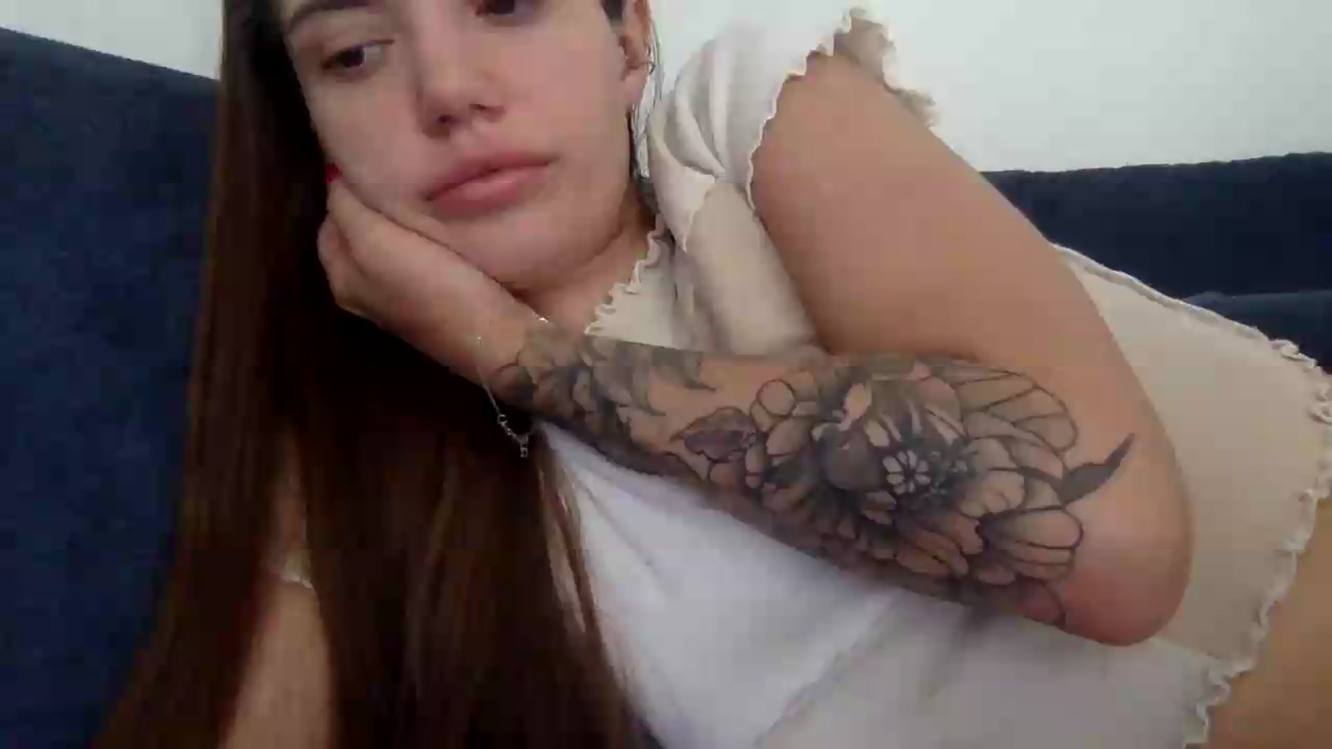 Gallery image thumbnail from JessicaB's myfreecams stream on, 08/10/2026, 14:10 image 16 of 20