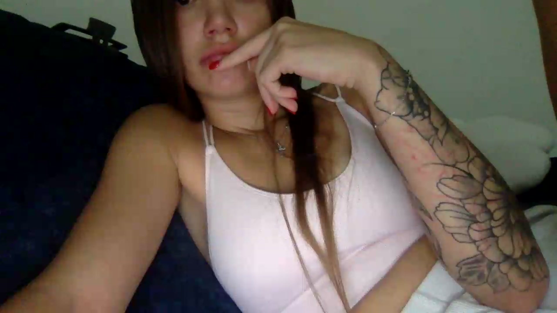 Gallery image thumbnail from JessicaB's myfreecams stream on, 08/10/2026, 17:34 image 16 of 20