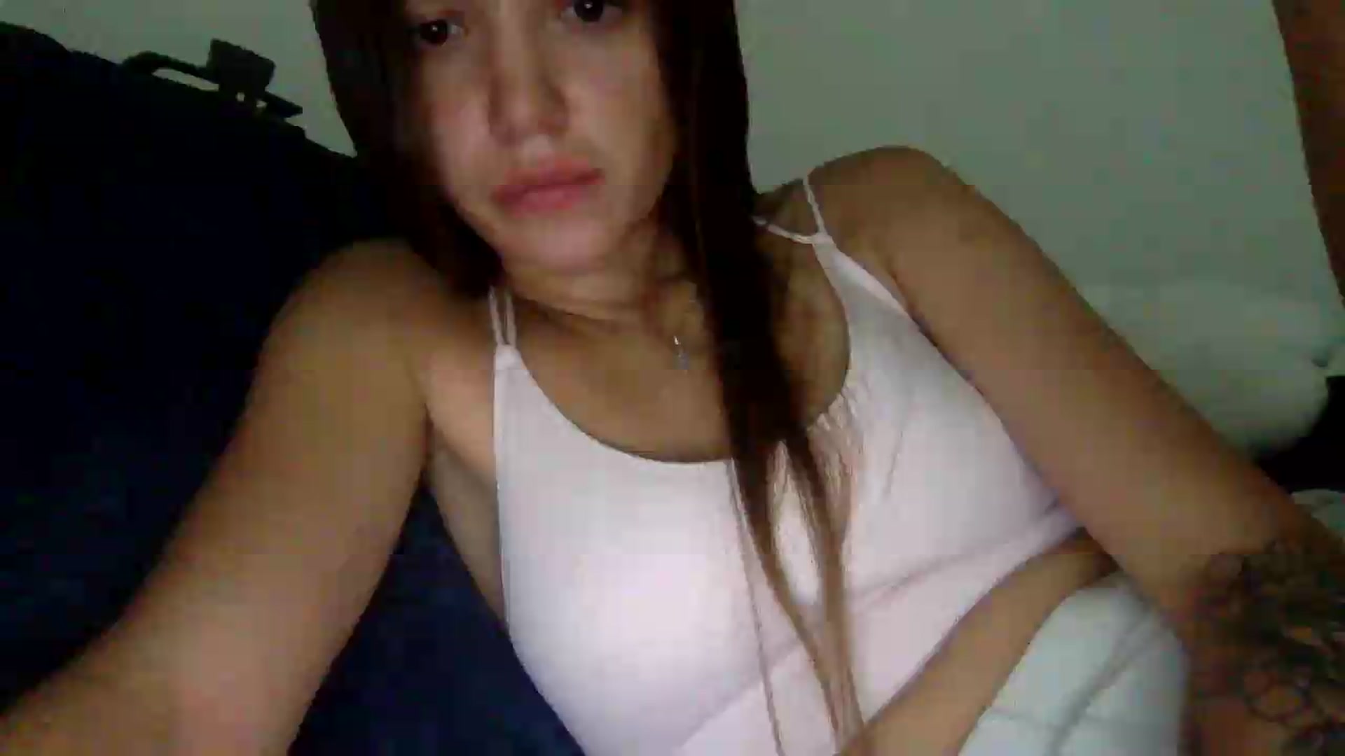 Gallery image thumbnail from JessicaB's myfreecams stream on, 08/10/2026, 17:34 image 13 of 20