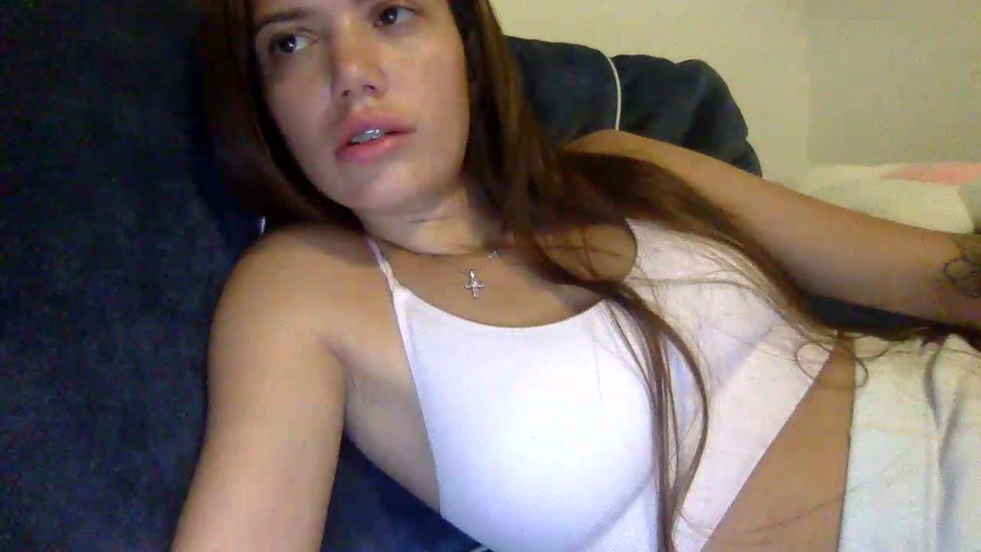 Gallery image thumbnail from JessicaB's myfreecams stream on, 08/10/2026, 19:37 image 9 of 20