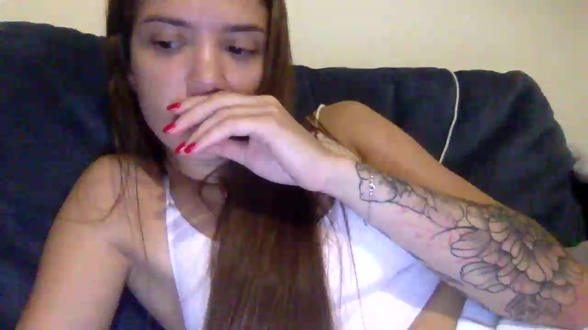 Gallery image thumbnail from JessicaB's myfreecams stream on, 08/10/2026, 19:37 image 15 of 20