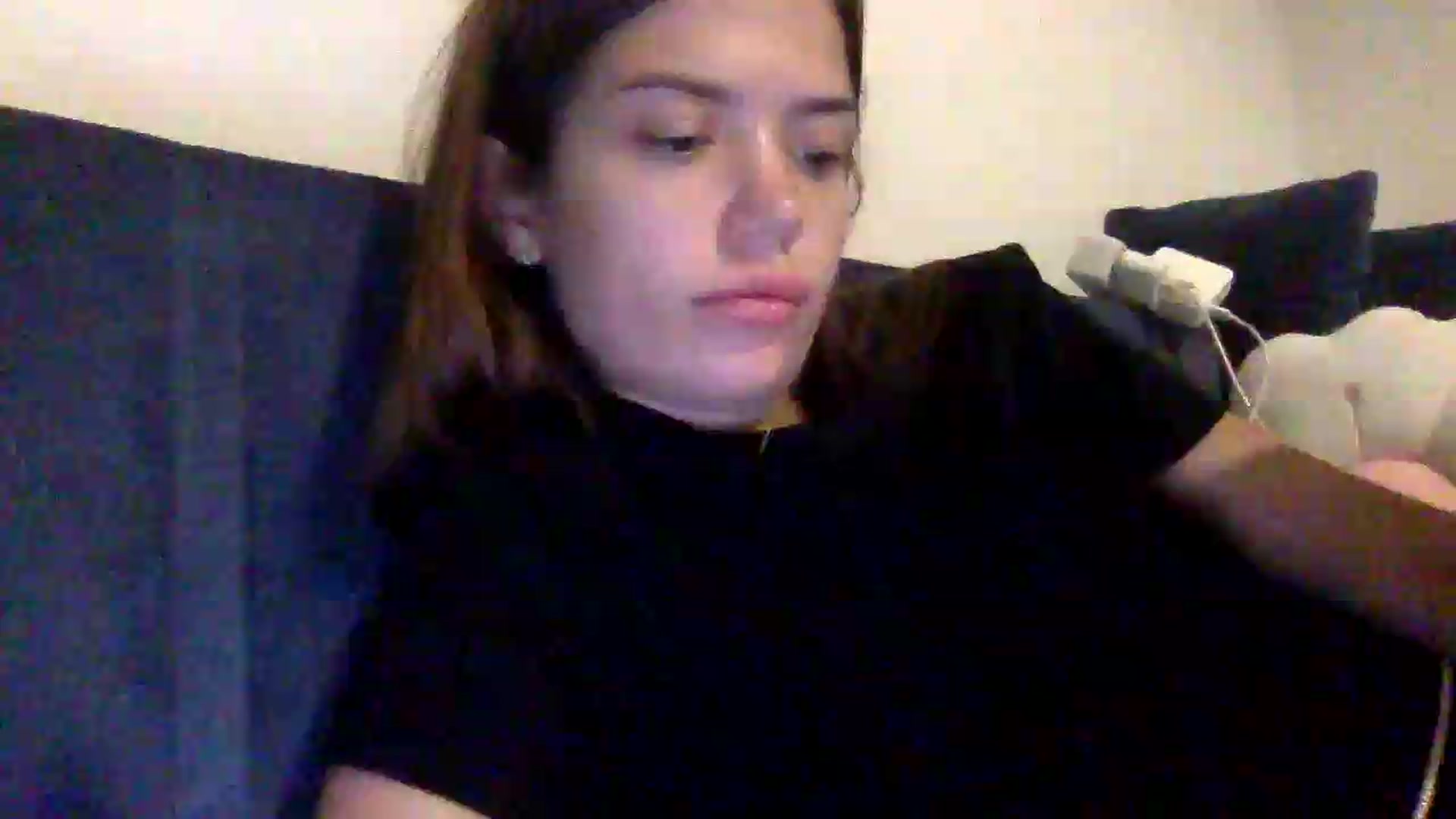 Gallery image thumbnail from JessicaB's myfreecams stream on, 08/11/2026, 19:36 image 6 of 20