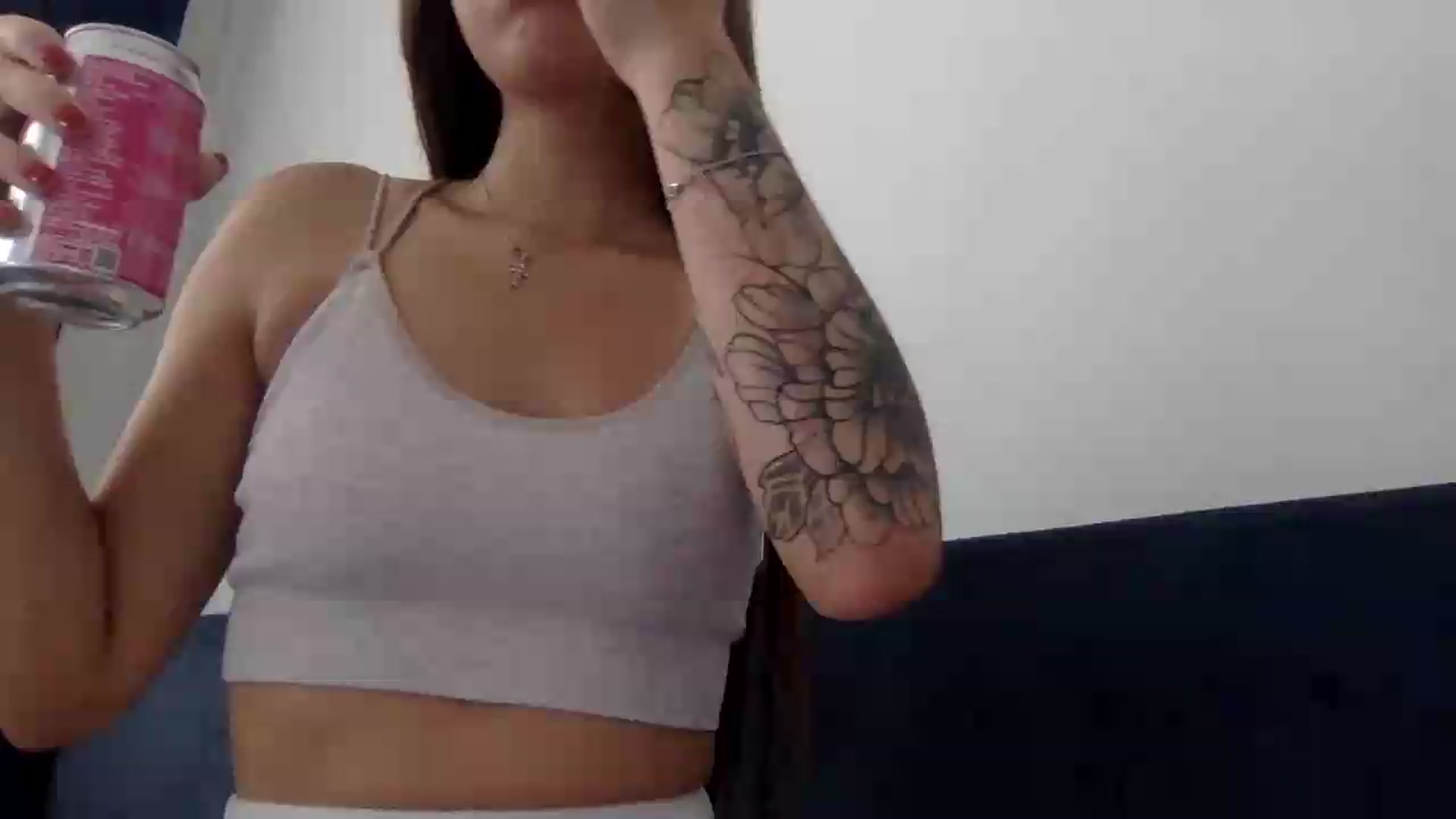 Gallery image thumbnail from JessicaB's myfreecams stream on, 08/12/2026, 14:39 image 6 of 20
