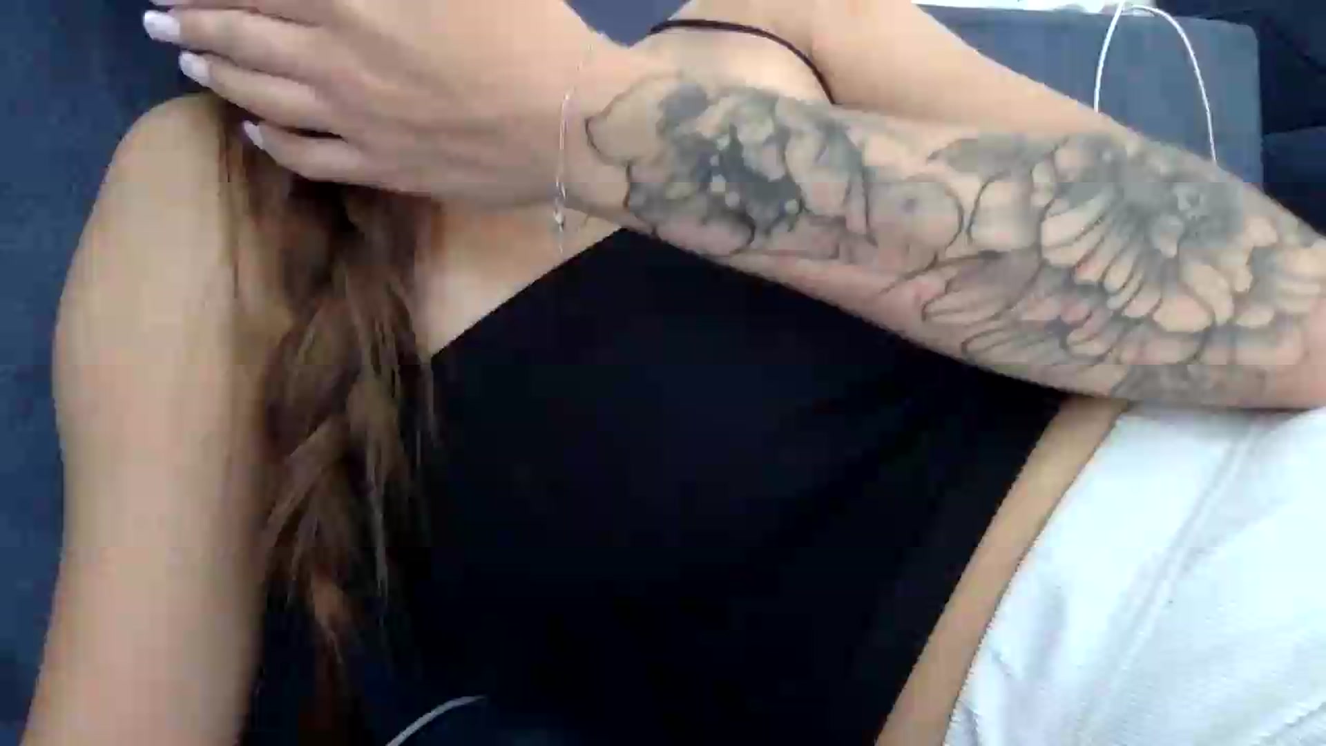 Gallery image thumbnail from JessicaB's myfreecams stream on, 08/14/2026, 13:21 image 16 of 20
