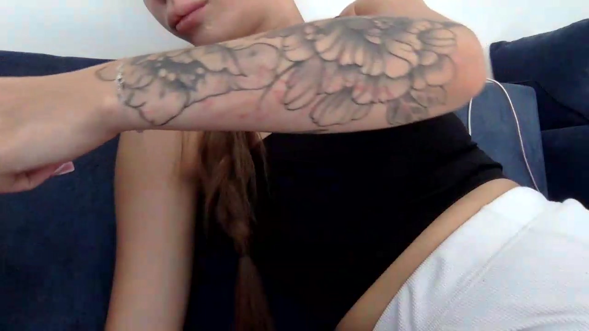 Gallery image thumbnail from JessicaB's myfreecams stream on, 08/14/2026, 13:21 image 13 of 20