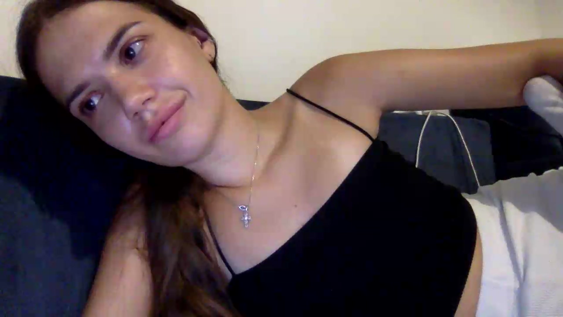 Gallery image thumbnail from JessicaB's myfreecams stream on, 08/14/2026, 18:22 image 6 of 20