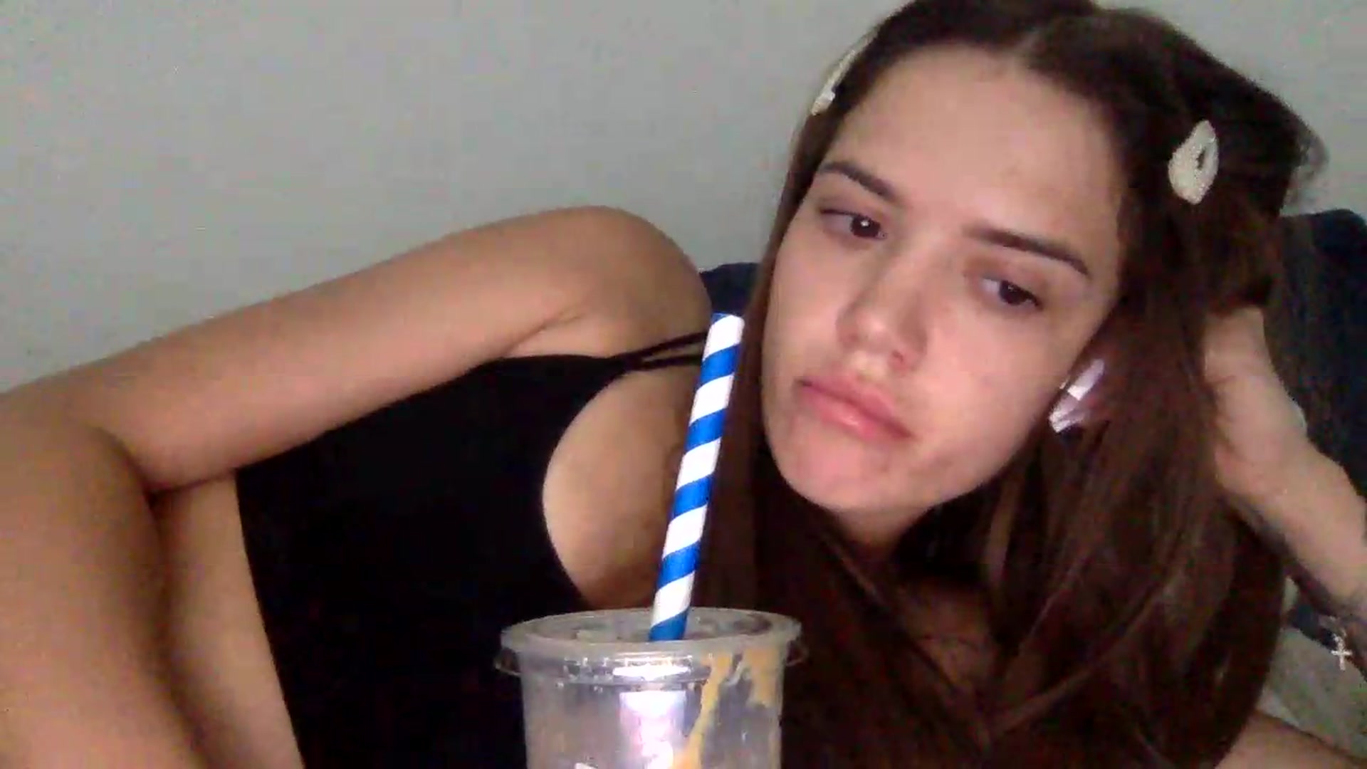 Gallery image thumbnail from JessicaB's myfreecams stream on, 08/18/2026, 17:27 image 9 of 20
