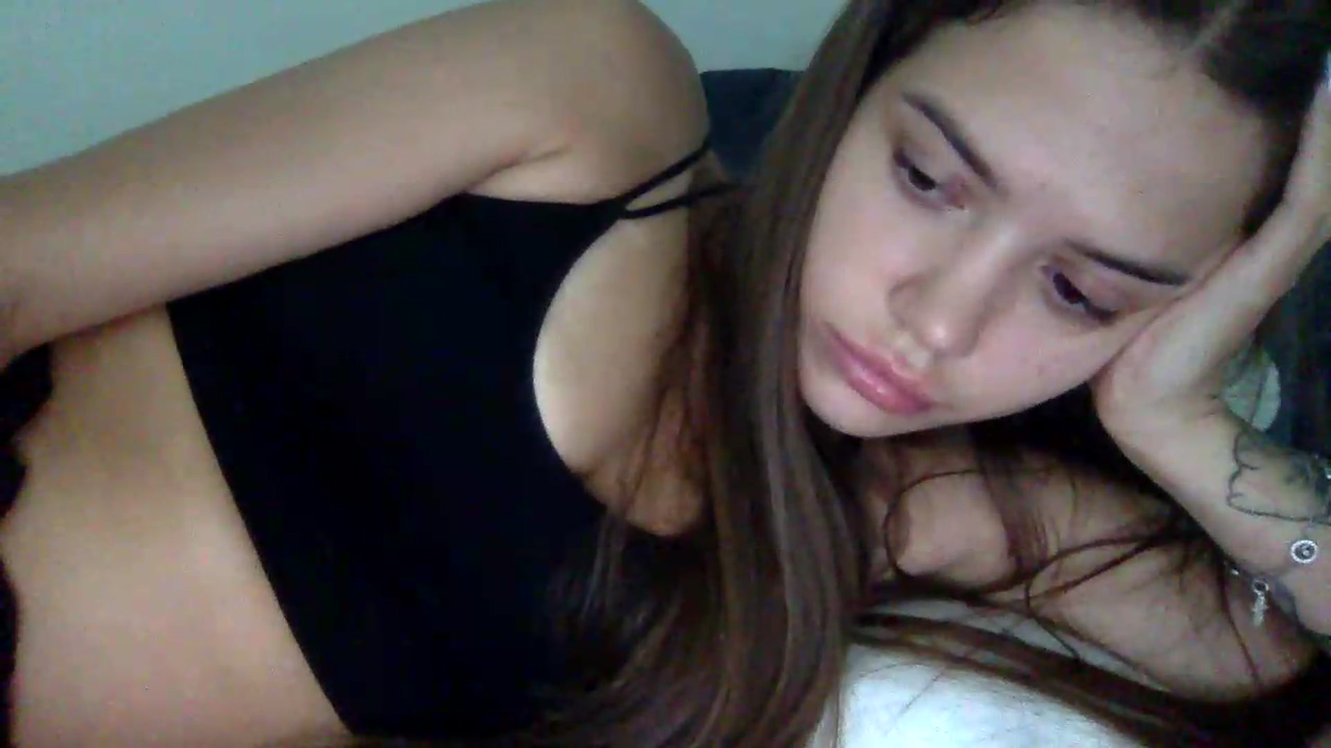 Gallery image thumbnail from JessicaB's myfreecams stream on, 08/18/2026, 17:27 image 12 of 20