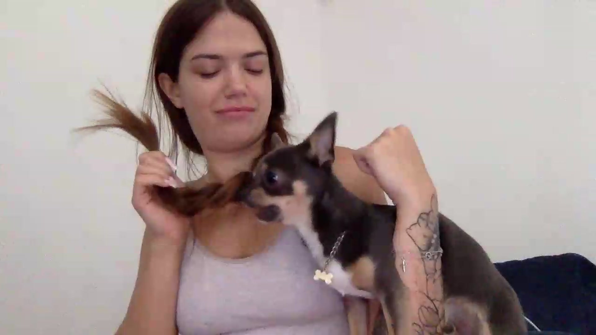 Gallery image thumbnail from JessicaB's myfreecams stream on, 08/26/2026, 18:02 image 8 of 20