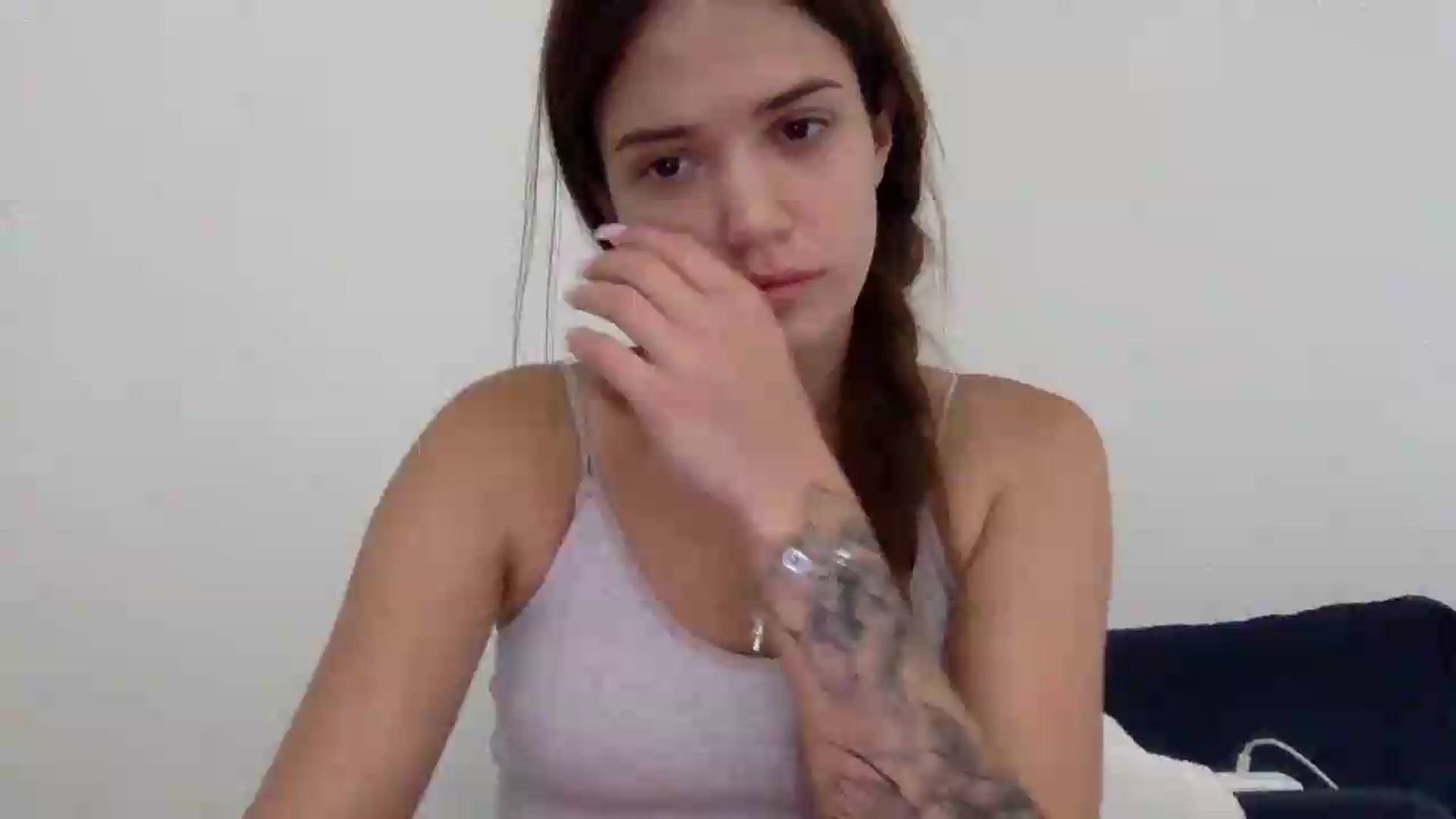 Gallery image thumbnail from JessicaB's myfreecams stream on, 08/26/2026, 18:02 image 4 of 20