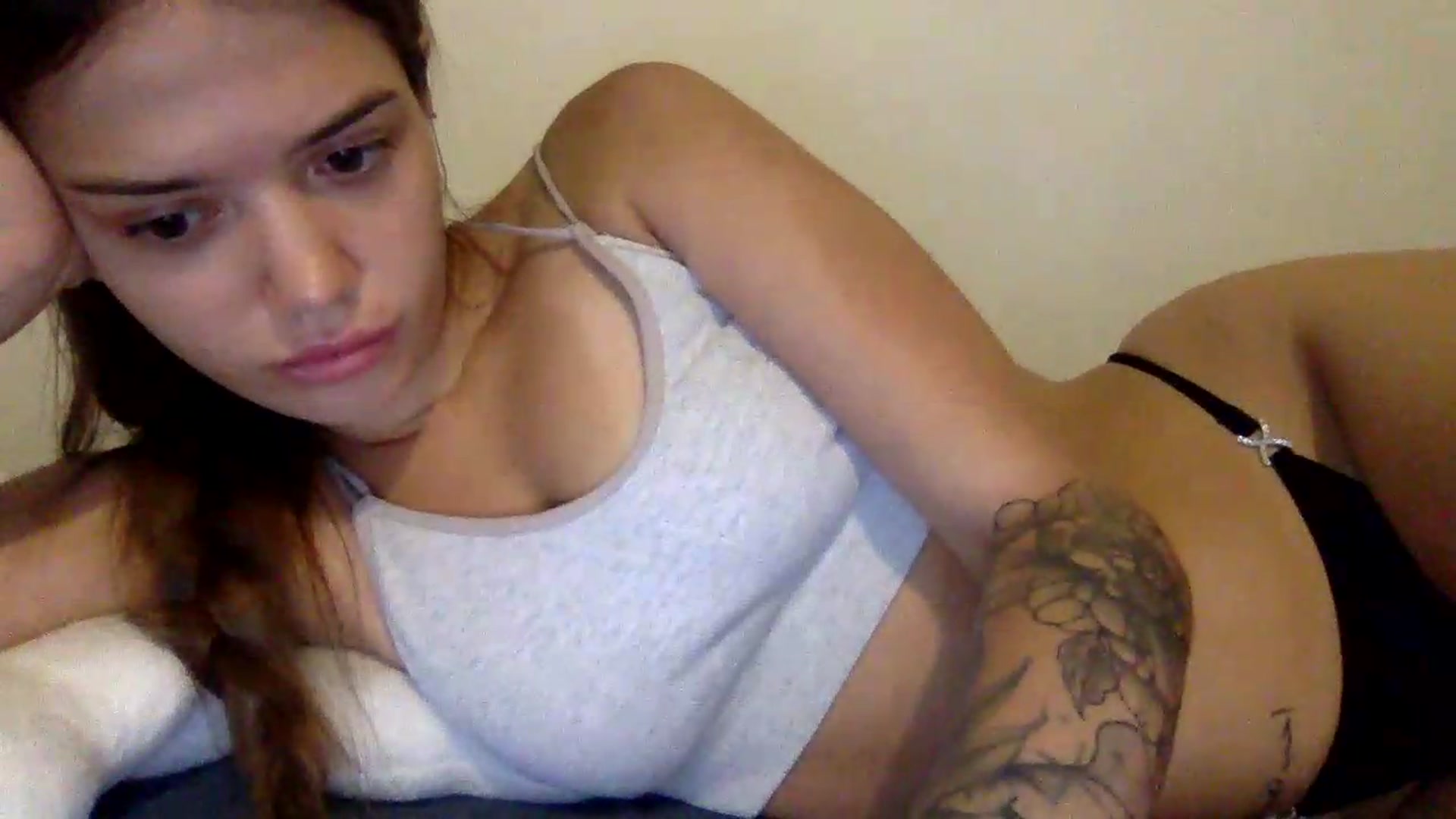 Gallery image thumbnail from JessicaB's myfreecams stream on, 08/26/2026, 18:02 image 12 of 20