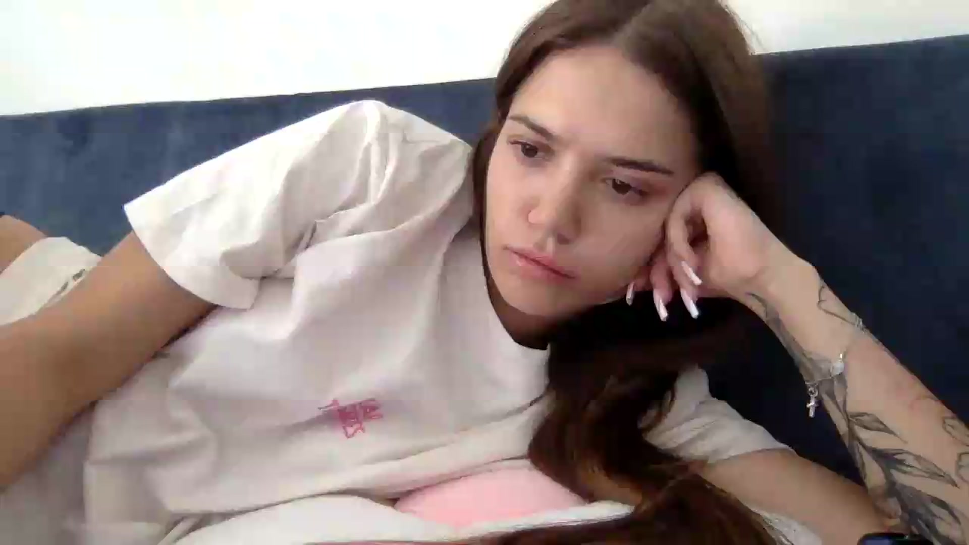 Gallery image thumbnail from JessicaB's myfreecams stream on, 08/27/2026, 14:30 image 9 of 20