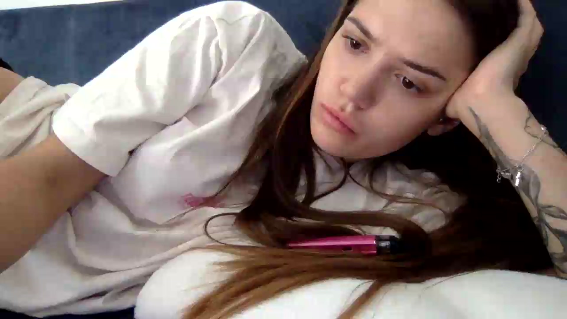 Gallery image thumbnail from JessicaB's myfreecams stream on, 08/27/2026, 15:02 image 5 of 20