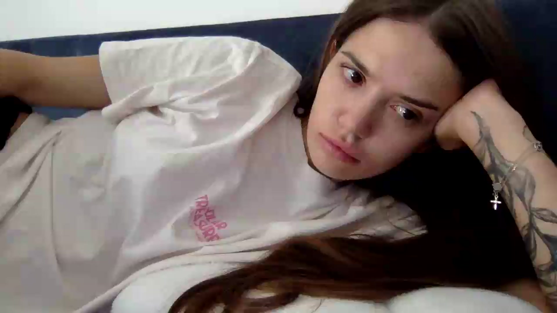 Gallery image thumbnail from JessicaB's myfreecams stream on, 08/27/2026, 15:02 image 16 of 20