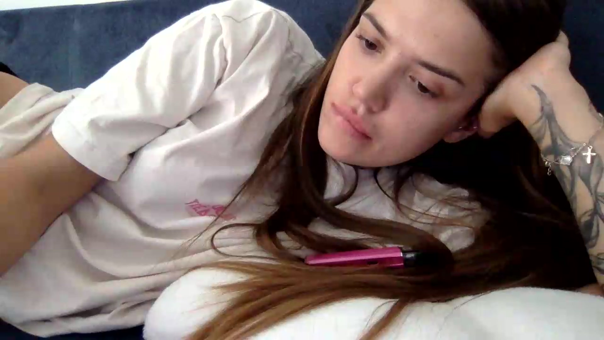 Gallery image thumbnail from JessicaB's myfreecams stream on, 08/27/2026, 15:02 image 2 of 20