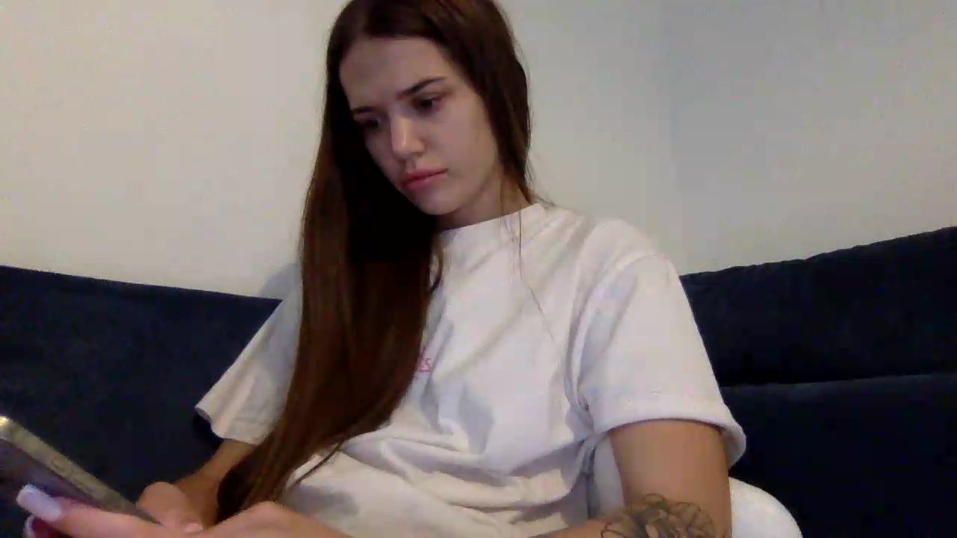 Gallery image thumbnail from JessicaB's myfreecams stream on, 08/27/2026, 17:51 image 9 of 20
