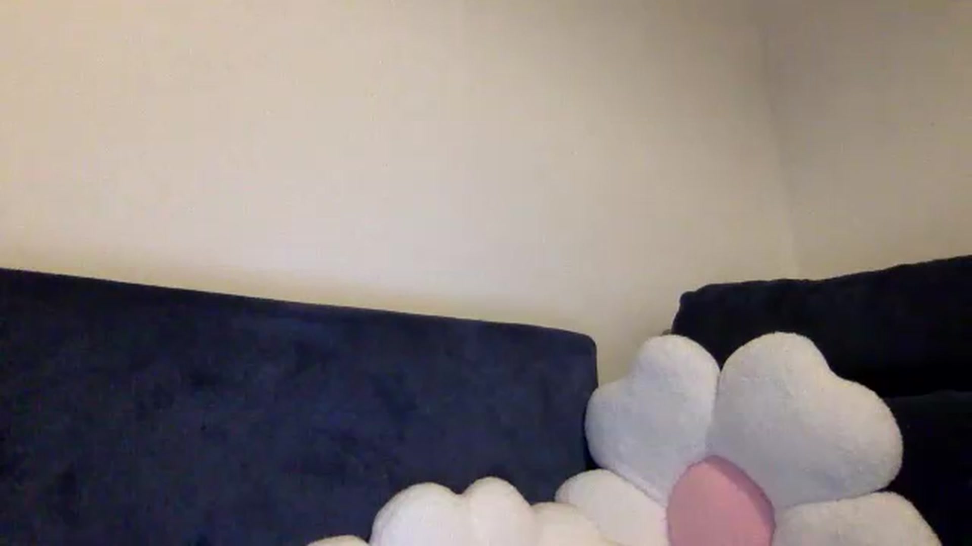 Gallery image thumbnail from JessicaB's myfreecams stream on, 08/27/2026, 20:47 image 15 of 20
