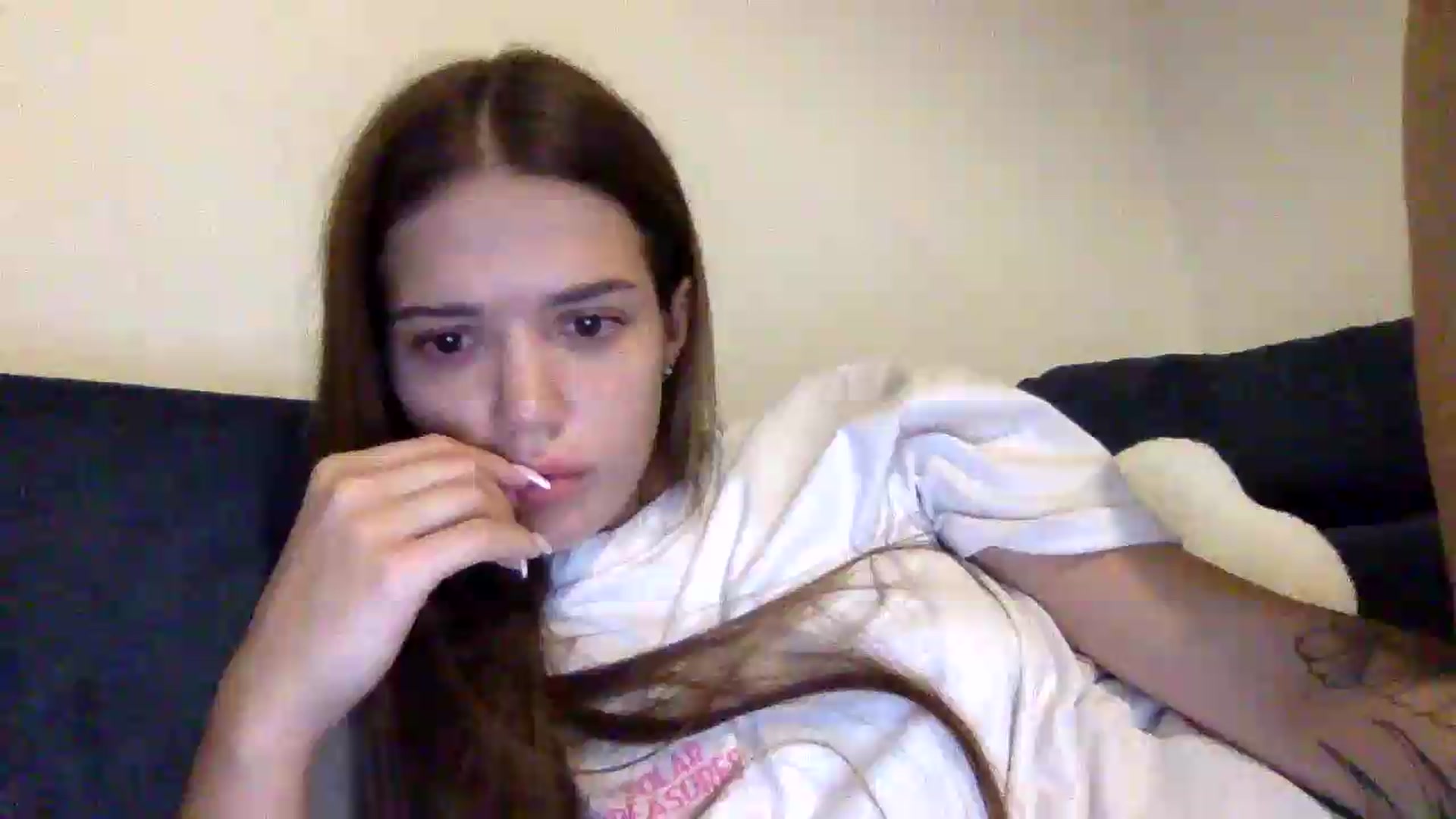 Gallery image thumbnail from JessicaB's myfreecams stream on, 08/27/2026, 20:47 image 11 of 20
